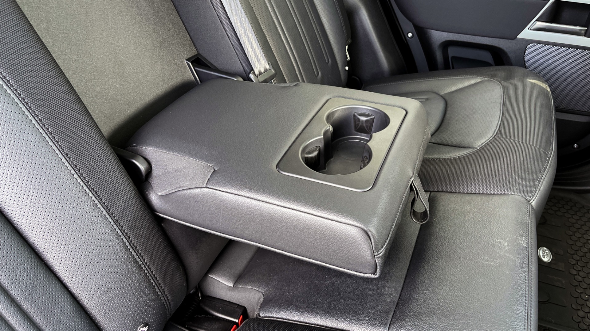 Used 2022 Land Rover DEFENDER X-DYNAMIC SE / TROPHY / LEATHER / NAV / SUNROOF / REARVIEW for sale Sold at Formula Imports in Charlotte NC 28227 76