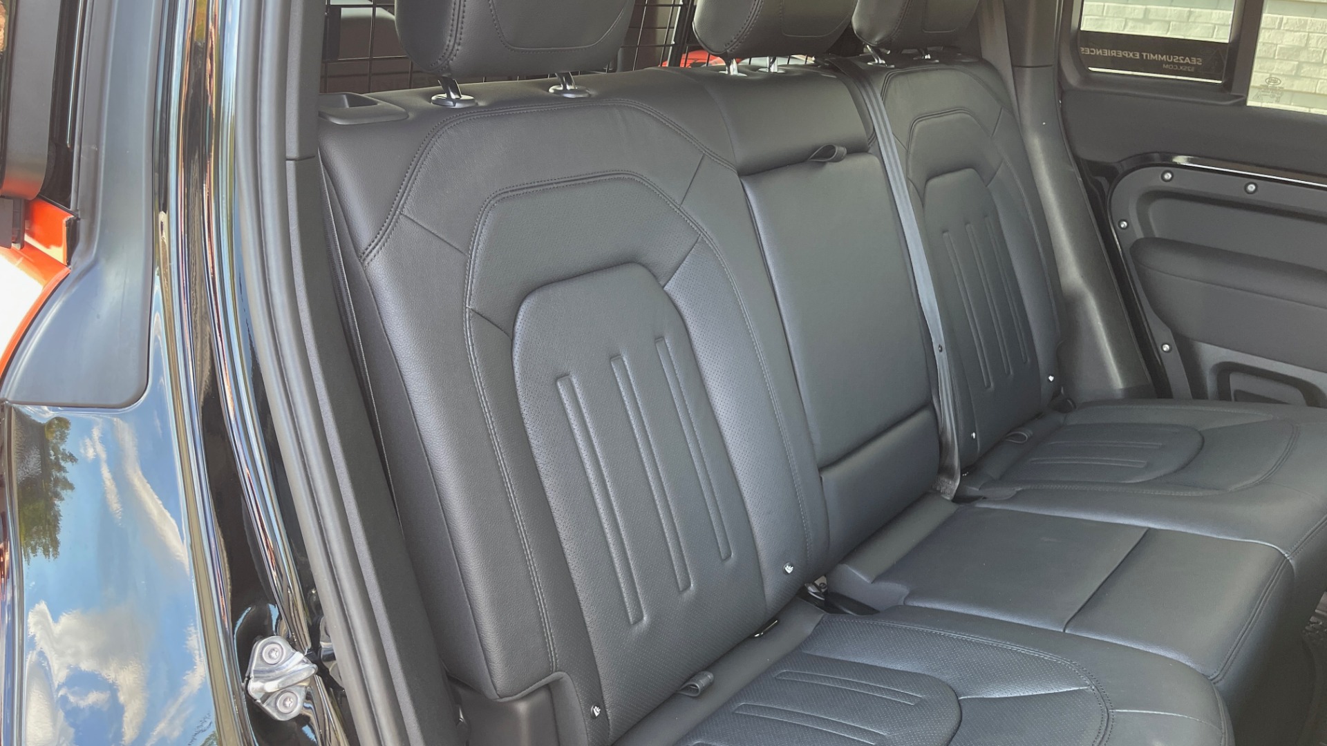 Used 2022 Land Rover DEFENDER 110 S / TREK PACK / AIR SUSP / OFF-ROAD PACK / 11.4 TOUCHSCREEN for sale Sold at Formula Imports in Charlotte NC 28227 127