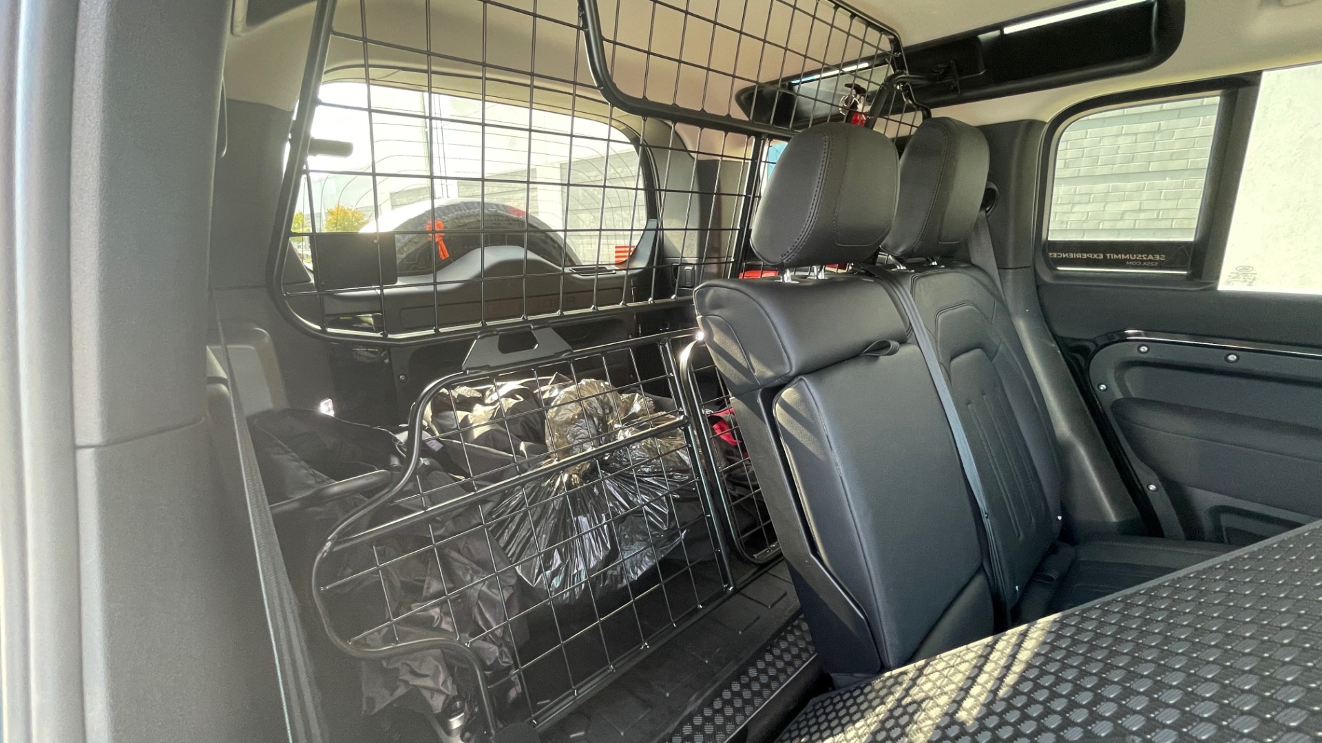 Used 2022 Land Rover DEFENDER 110 S / TREK PACK / AIR SUSP / OFF-ROAD PACK / 11.4 TOUCHSCREEN for sale Sold at Formula Imports in Charlotte NC 28227 129