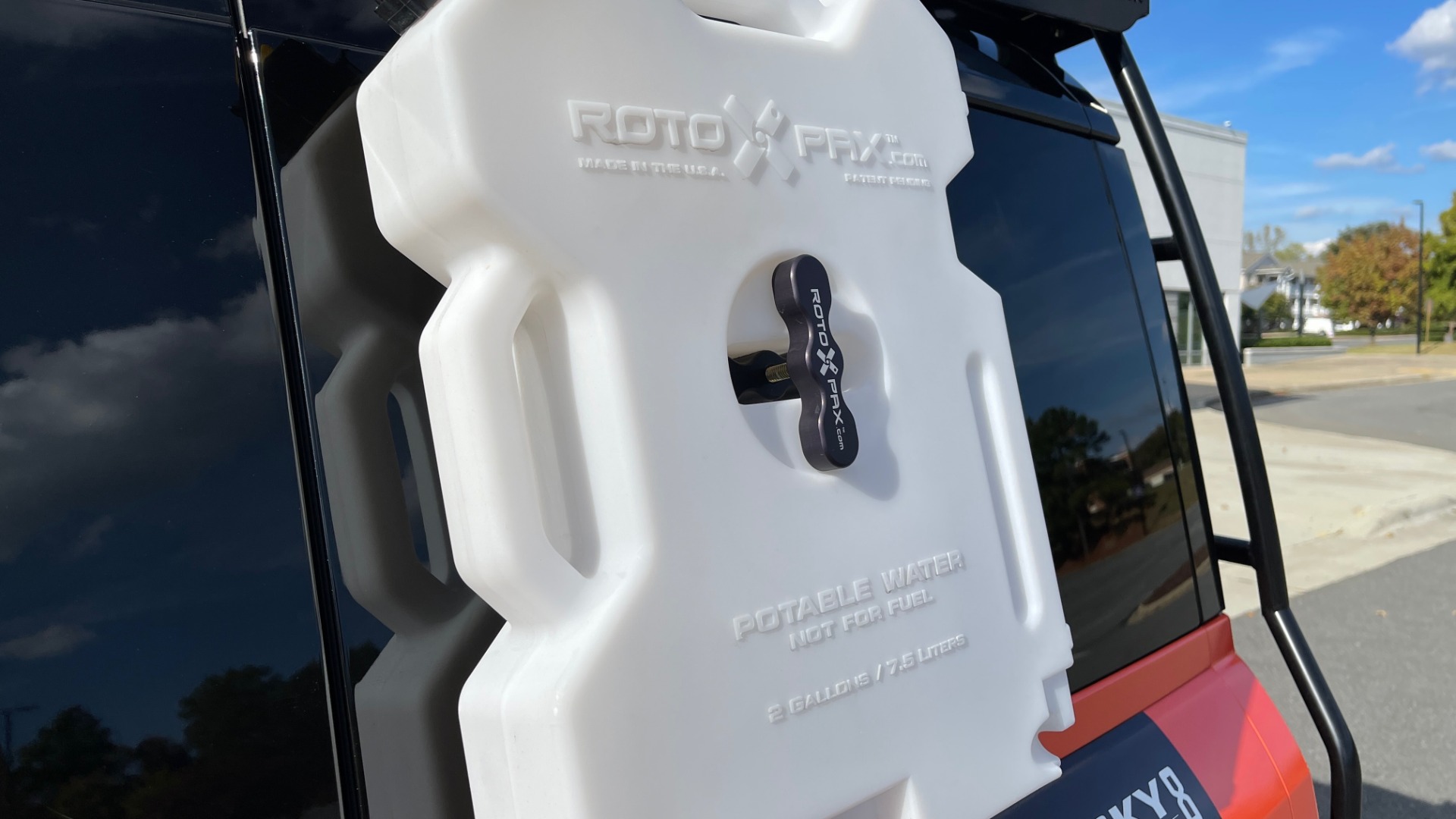 Used 2022 Land Rover DEFENDER 110 S / TREK PACK / AIR SUSP / OFF-ROAD PACK / 11.4 TOUCHSCREEN for sale Sold at Formula Imports in Charlotte NC 28227 13