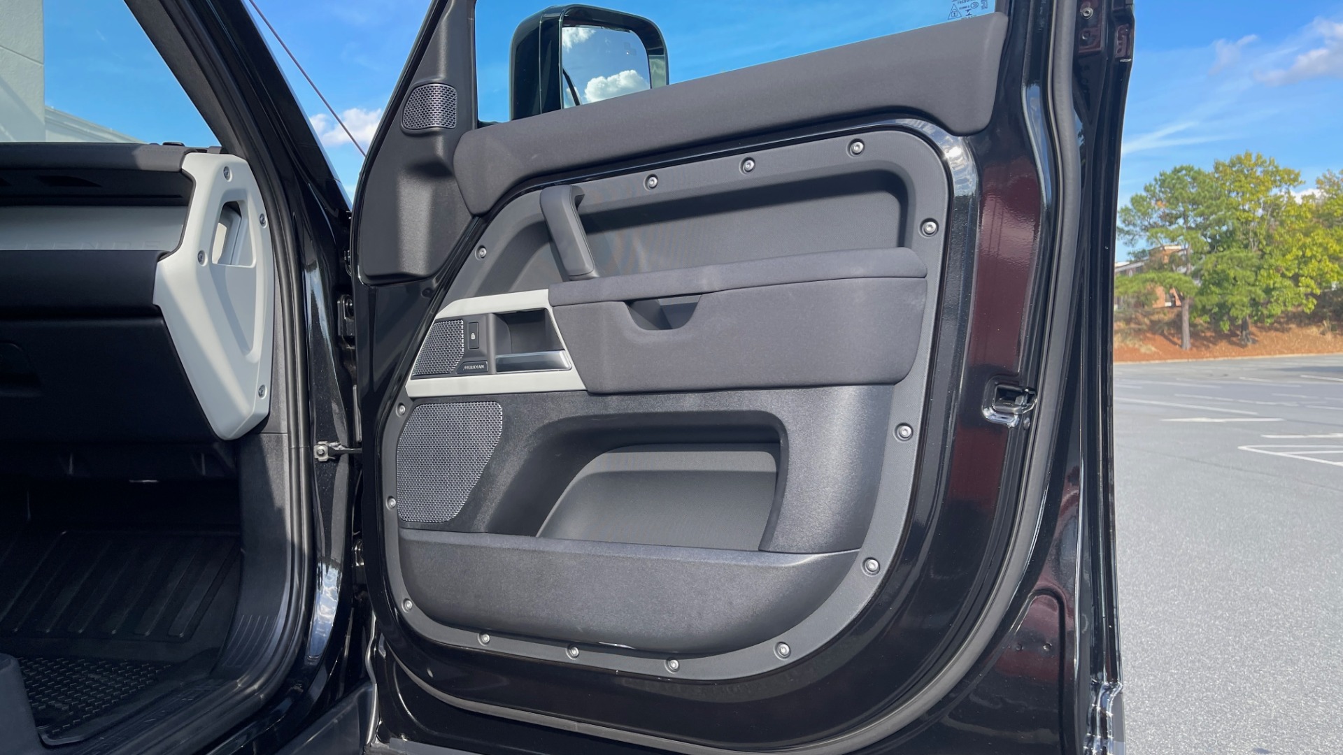 Used 2022 Land Rover DEFENDER 110 S / TREK PACK / AIR SUSP / OFF-ROAD PACK / 11.4 TOUCHSCREEN for sale Sold at Formula Imports in Charlotte NC 28227 130