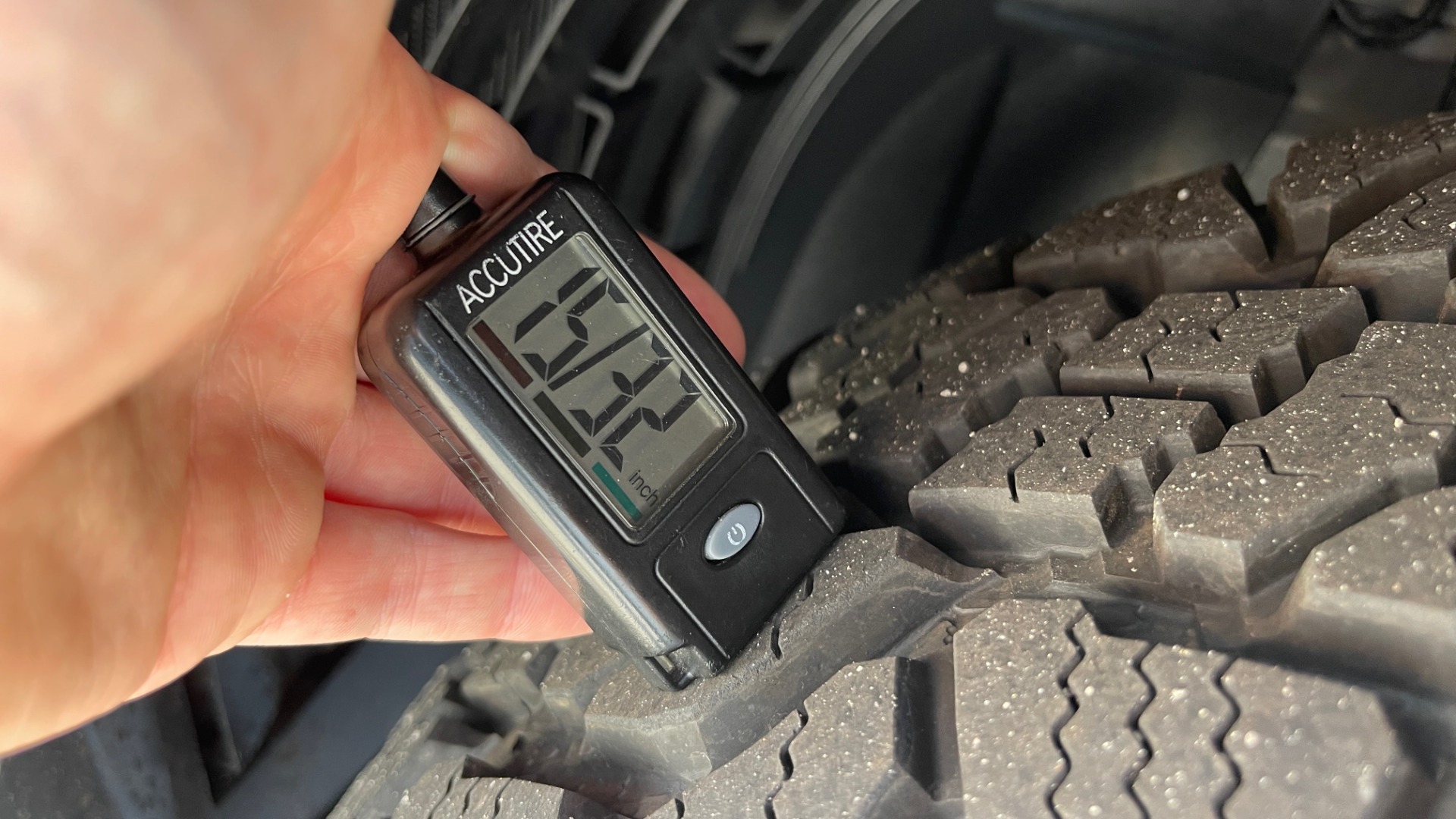 Used 2022 Land Rover DEFENDER 110 S / TREK PACK / AIR SUSP / OFF-ROAD PACK / 11.4 TOUCHSCREEN for sale Sold at Formula Imports in Charlotte NC 28227 138
