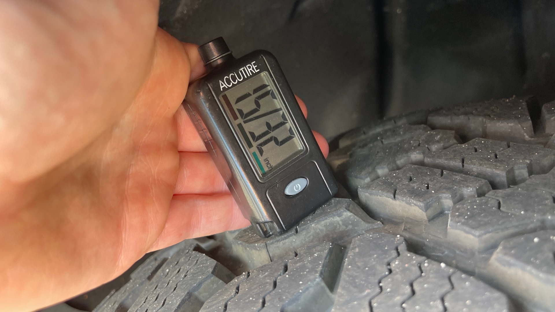 Used 2022 Land Rover DEFENDER 110 S / TREK PACK / AIR SUSP / OFF-ROAD PACK / 11.4 TOUCHSCREEN for sale Sold at Formula Imports in Charlotte NC 28227 141