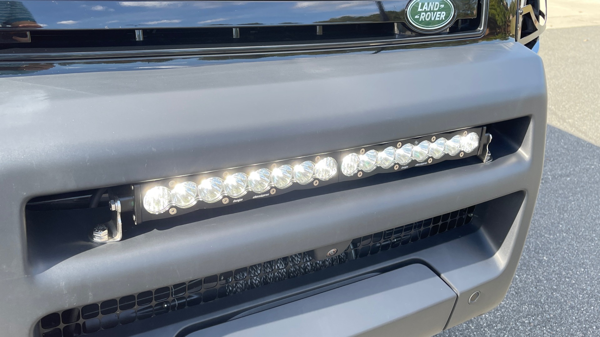 Used 2022 Land Rover DEFENDER 110 S / TREK PACK / AIR SUSP / OFF-ROAD PACK / 11.4 TOUCHSCREEN for sale Sold at Formula Imports in Charlotte NC 28227 29
