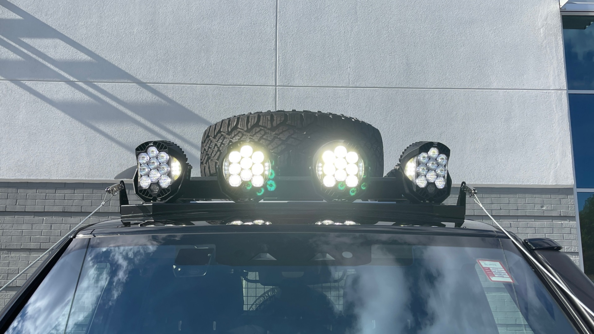 Used 2022 Land Rover DEFENDER 110 S / TREK PACK / AIR SUSP / OFF-ROAD PACK / 11.4 TOUCHSCREEN for sale Sold at Formula Imports in Charlotte NC 28227 37
