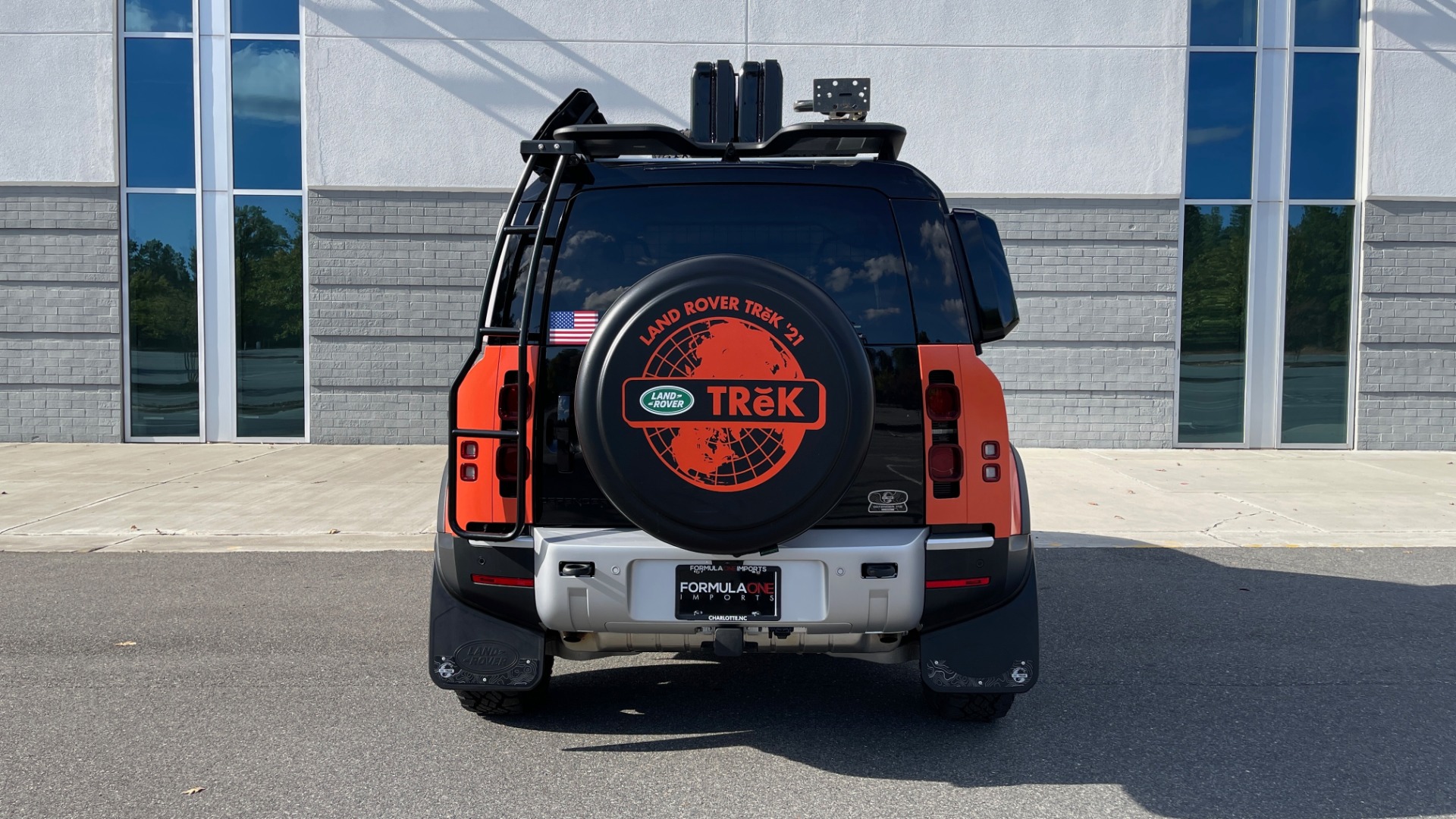 Used 2022 Land Rover DEFENDER 110 S / TREK PACK / AIR SUSP / OFF-ROAD PACK / 11.4 TOUCHSCREEN for sale Sold at Formula Imports in Charlotte NC 28227 40