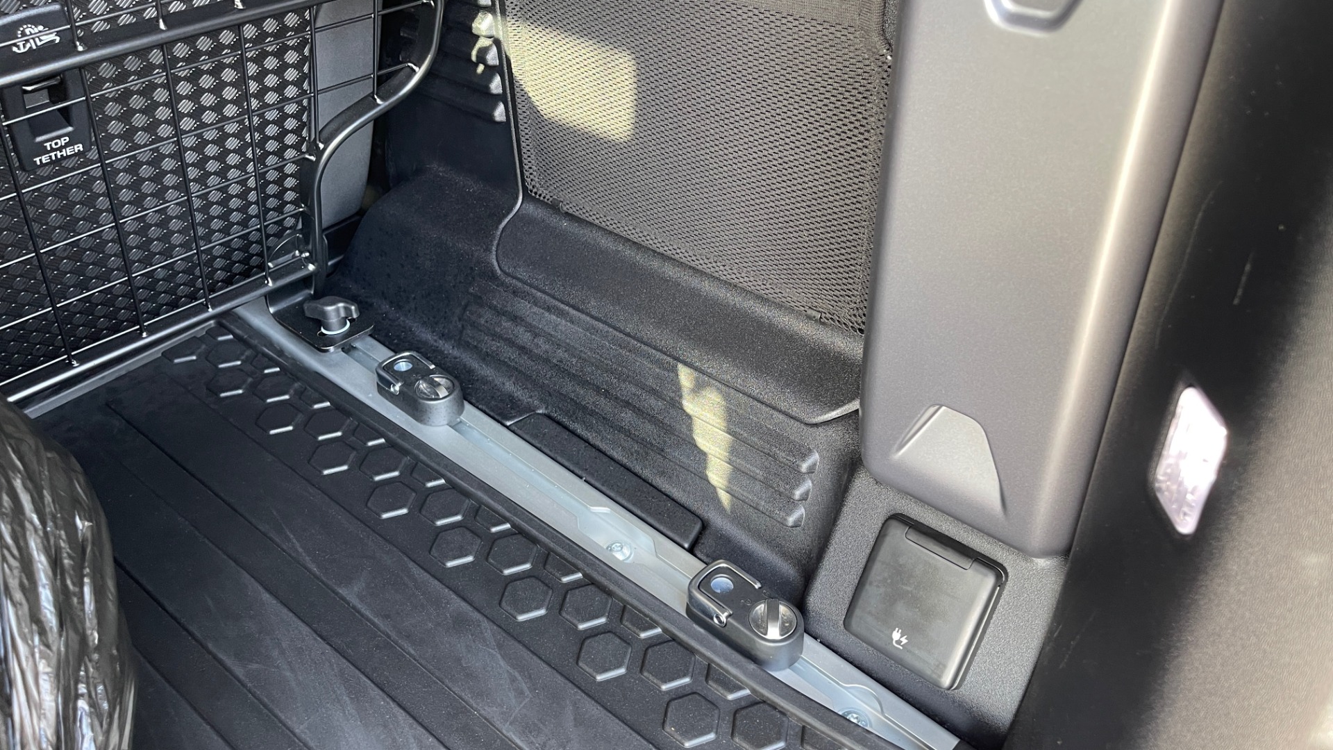 Used 2022 Land Rover DEFENDER 110 S / TREK PACK / AIR SUSP / OFF-ROAD PACK / 11.4 TOUCHSCREEN for sale Sold at Formula Imports in Charlotte NC 28227 67