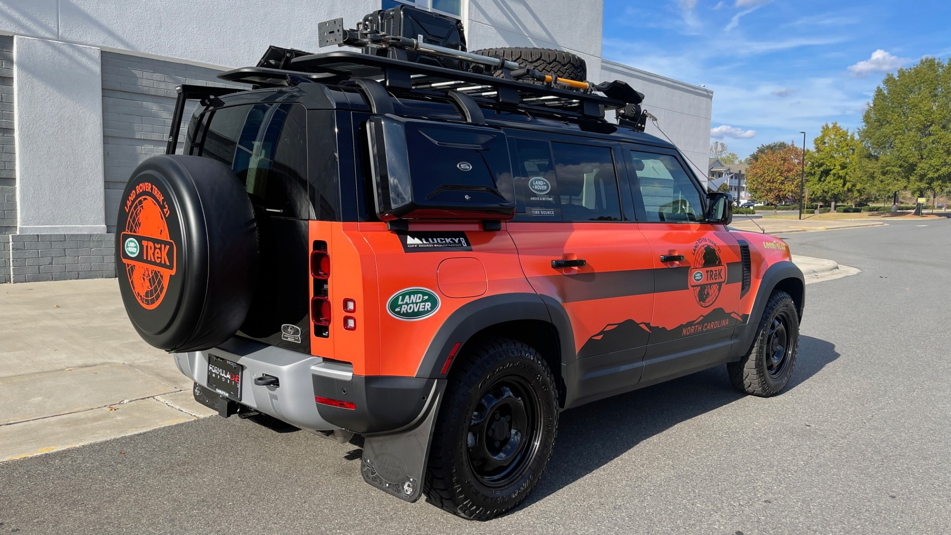 Used 2022 Land Rover DEFENDER 110 S / TREK PACK / AIR SUSP / OFF-ROAD PACK / 11.4 TOUCHSCREEN for sale Sold at Formula Imports in Charlotte NC 28227 7
