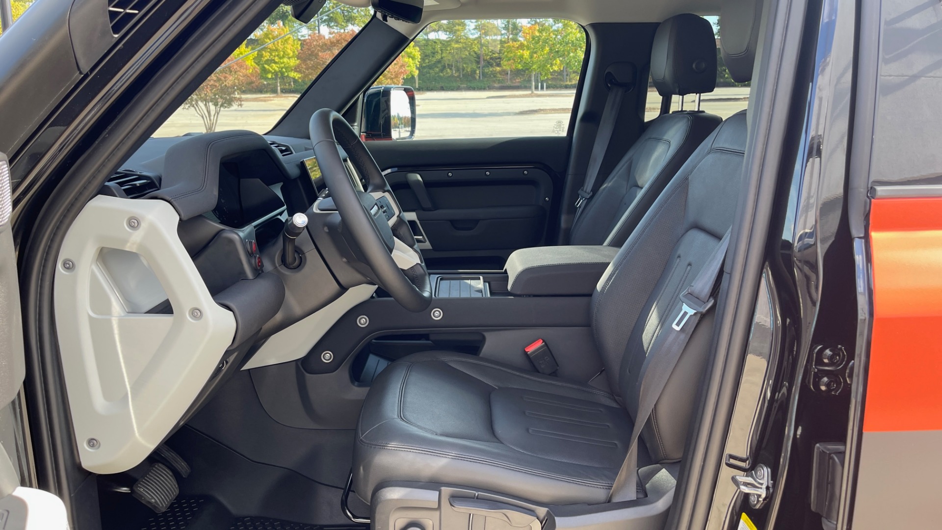 Used 2022 Land Rover DEFENDER 110 S / TREK PACK / AIR SUSP / OFF-ROAD PACK / 11.4 TOUCHSCREEN for sale Sold at Formula Imports in Charlotte NC 28227 92