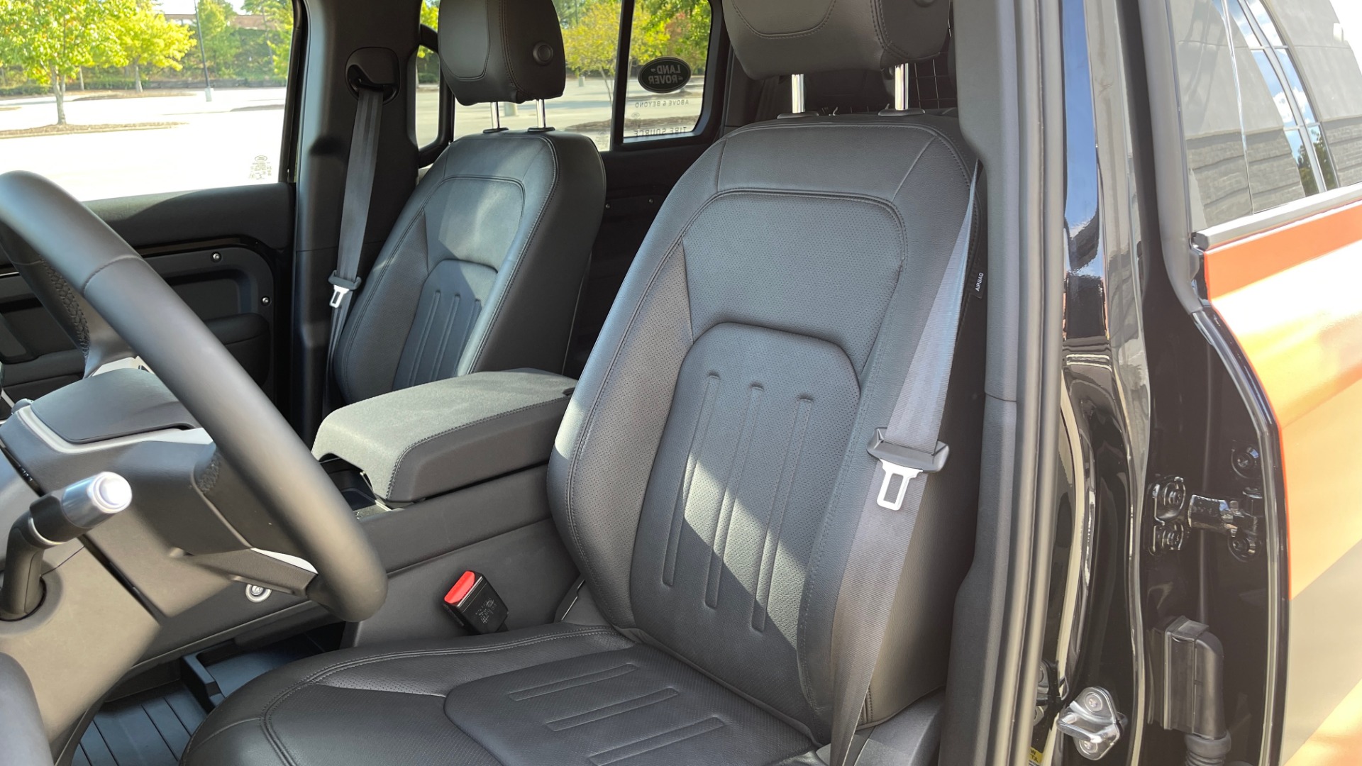 Used 2022 Land Rover DEFENDER 110 S / TREK PACK / AIR SUSP / OFF-ROAD PACK / 11.4 TOUCHSCREEN for sale Sold at Formula Imports in Charlotte NC 28227 93
