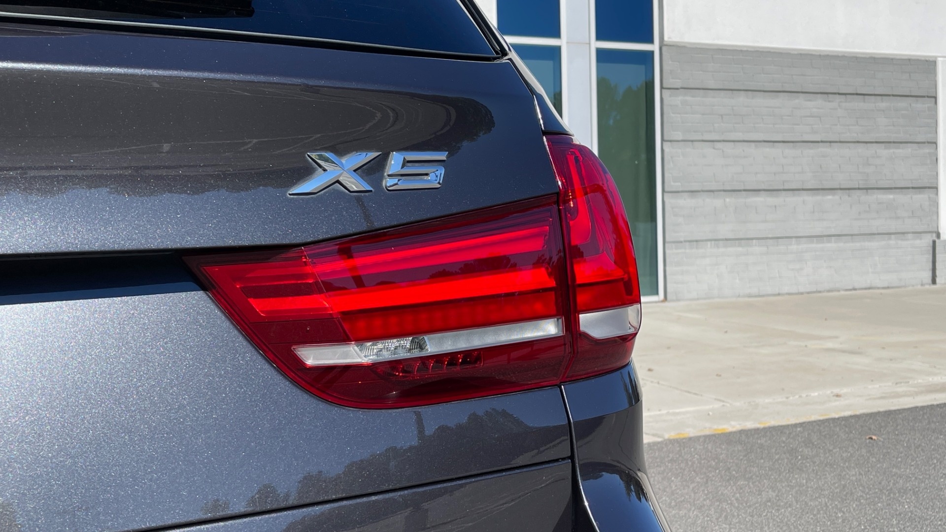 Used 2017 BMW X5 XDRIVE35I PREMIUM / NAV / SUNROOF / DRVR ASST / H/K SND / CAMERA for sale Sold at Formula Imports in Charlotte NC 28227 21