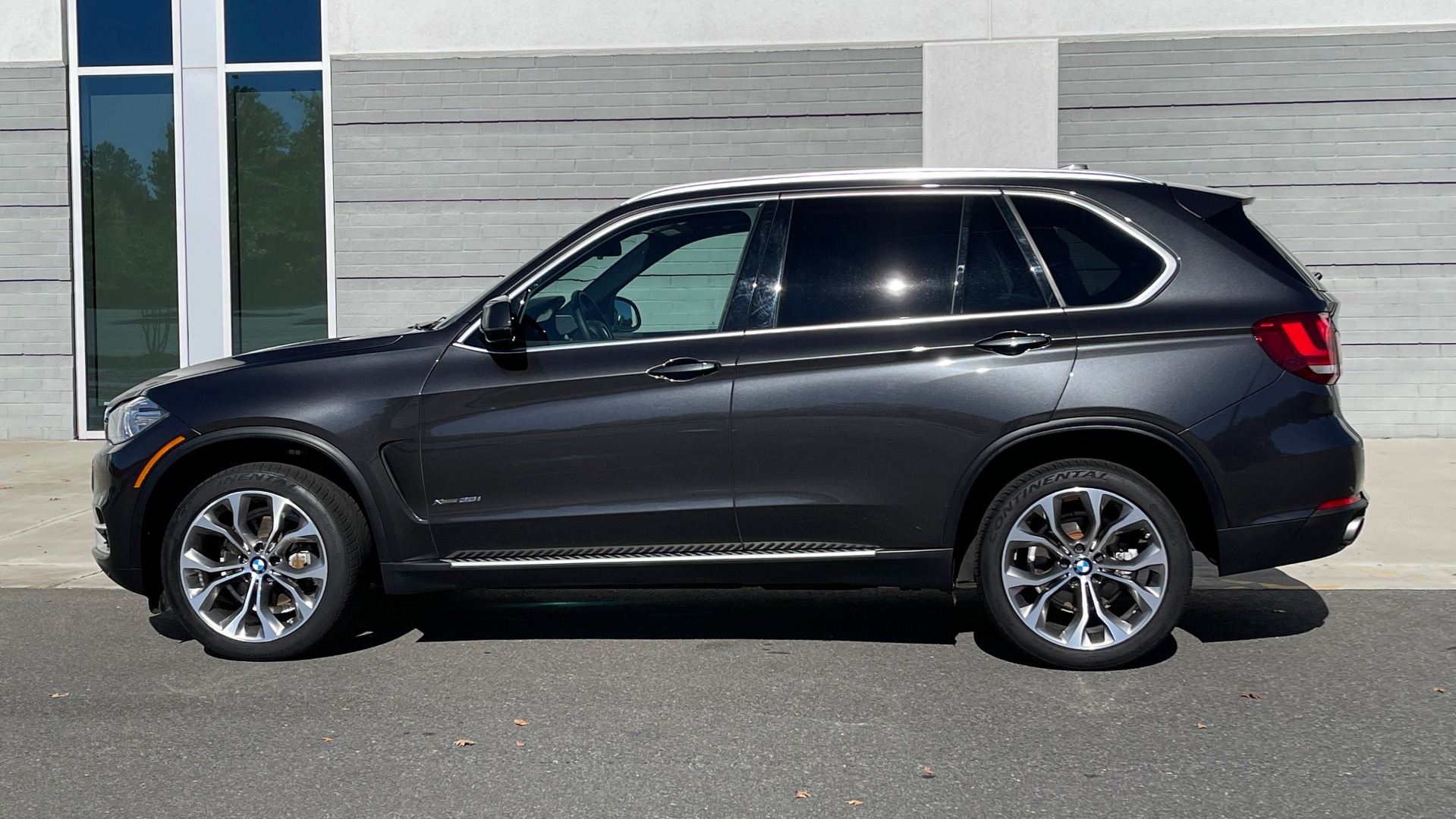 Used 2017 BMW X5 XDRIVE35I PREMIUM / NAV / SUNROOF / DRVR ASST / H/K SND / CAMERA for sale $35,295 at Formula Imports in Charlotte NC 28227 3