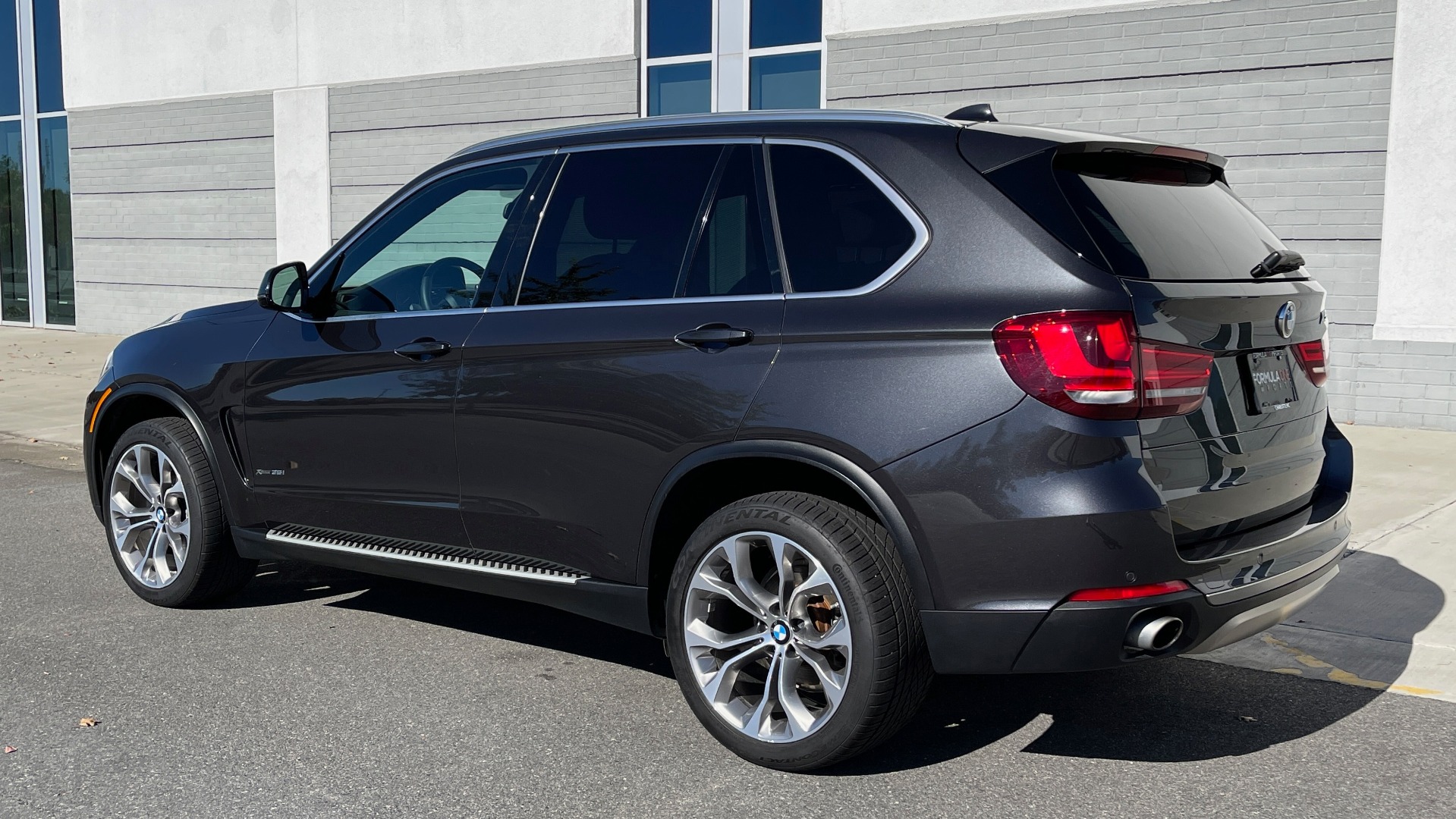 Used 2017 BMW X5 XDRIVE35I PREMIUM / NAV / SUNROOF / DRVR ASST / H/K SND / CAMERA for sale $35,295 at Formula Imports in Charlotte NC 28227 4