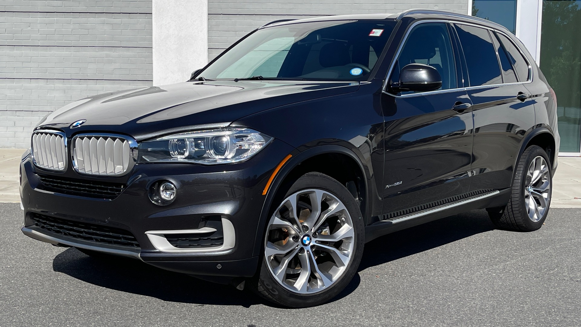 Used 2017 BMW X5 XDRIVE35I PREMIUM / NAV / SUNROOF / DRVR ASST / H/K SND / CAMERA for sale $35,295 at Formula Imports in Charlotte NC 28227 1