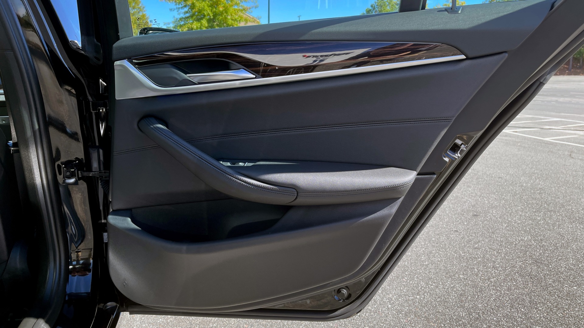 Used 2018 BMW 5 SERIES 530I XDRIVE 2.0L / 8-SPD AUTO / NAV / SUNROOF / REARVIEW for sale Sold at Formula Imports in Charlotte NC 28227 53