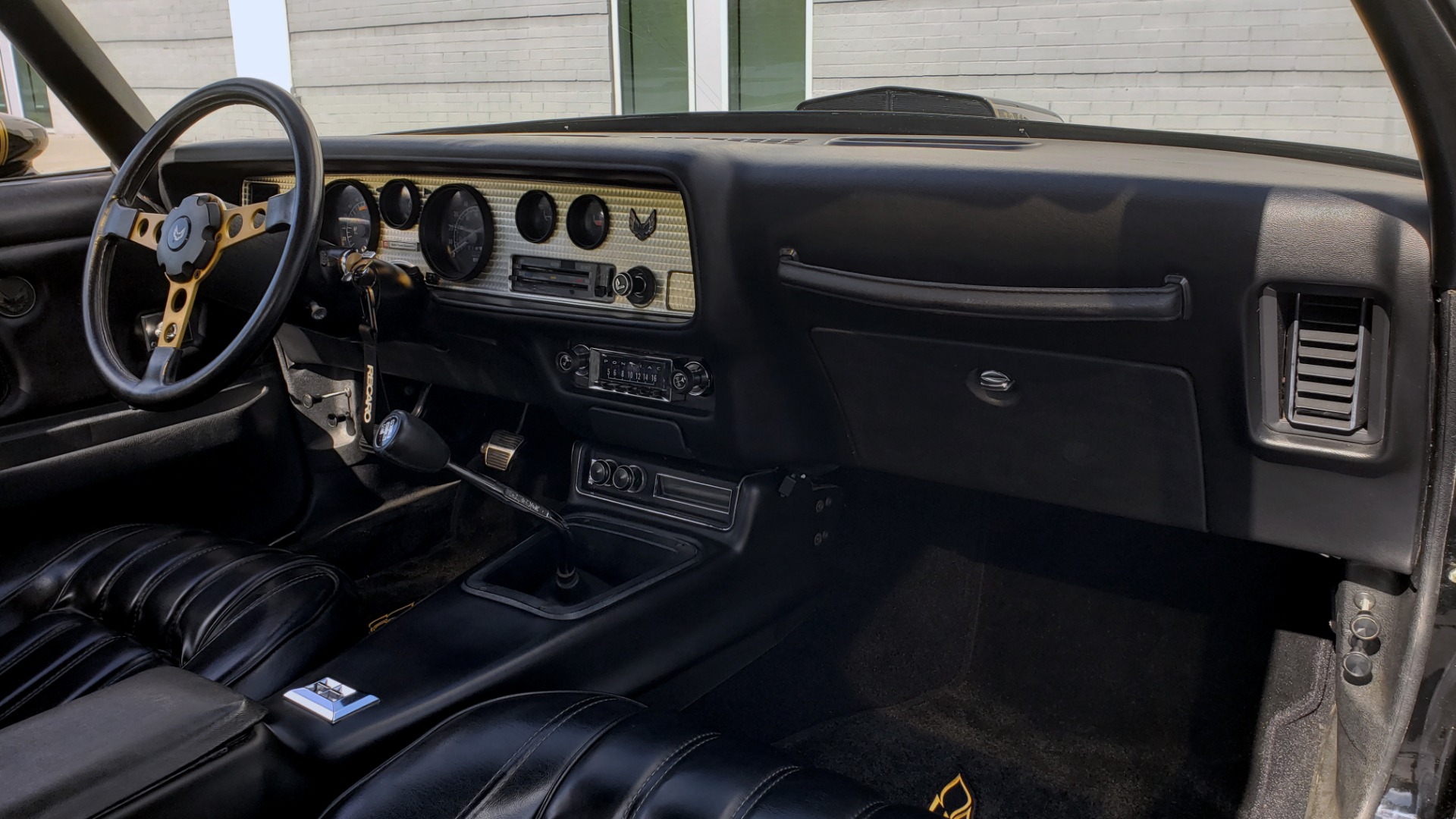 Used 1977 Pontiac TRANS AM Y82 SPECIAL EDITION BANDIT / 6.6L / 4-SPEED MANUAL / LOW MILES for sale $89,900 at Formula Imports in Charlotte NC 28227 82