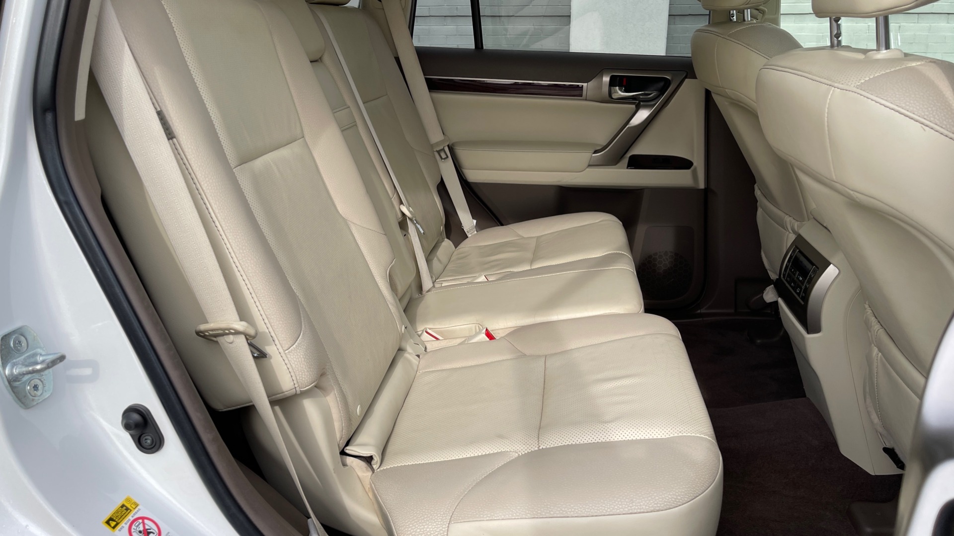 Used 2016 Lexus GX 460 PREMIUM / BLIND SPOT W/CROSS TRAFFIC ALERT / SUNROOF / REARVIEW for sale Sold at Formula Imports in Charlotte NC 28227 61