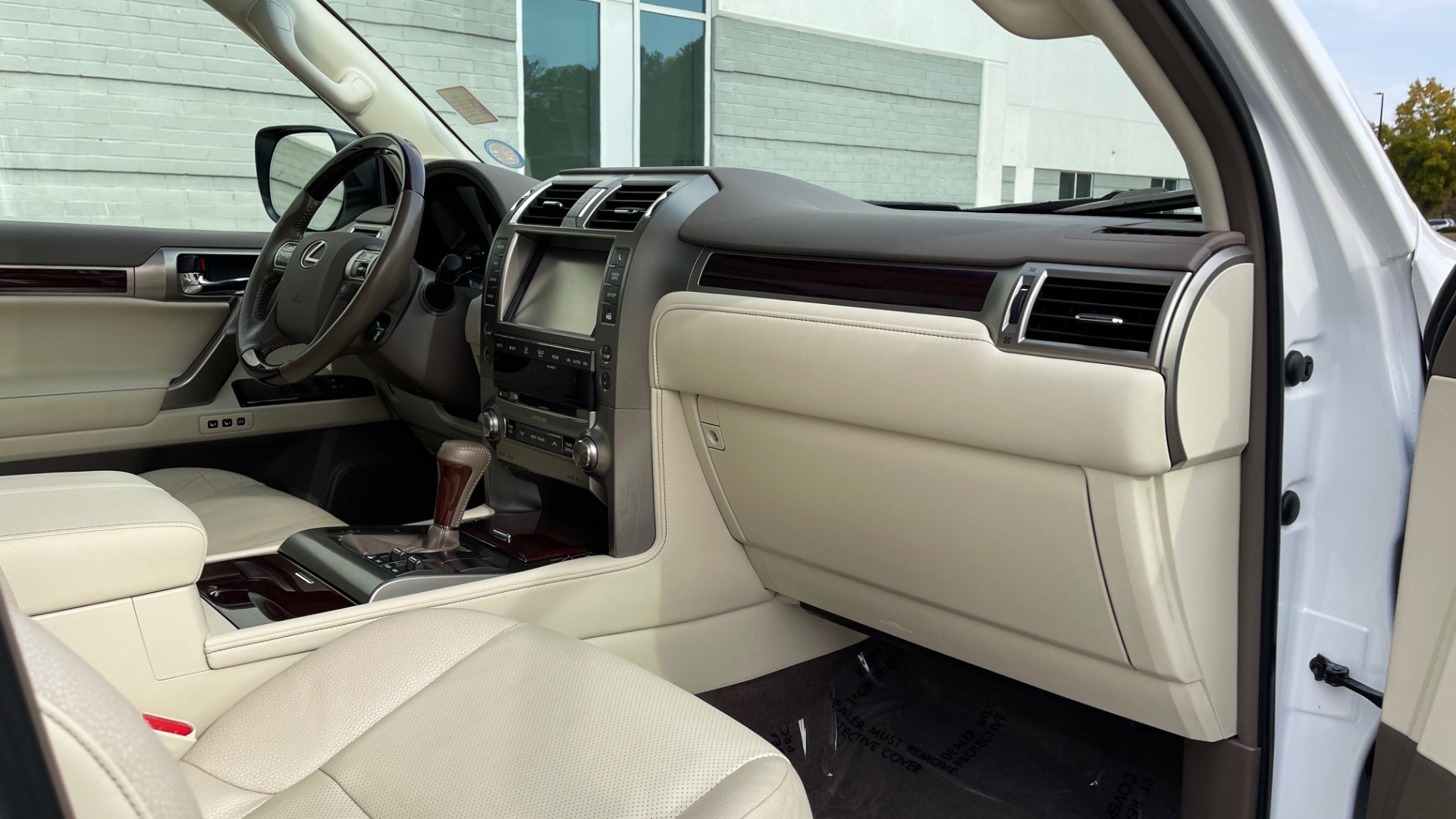 Used 2016 Lexus GX 460 PREMIUM / BLIND SPOT W/CROSS TRAFFIC ALERT / SUNROOF / REARVIEW for sale Sold at Formula Imports in Charlotte NC 28227 64