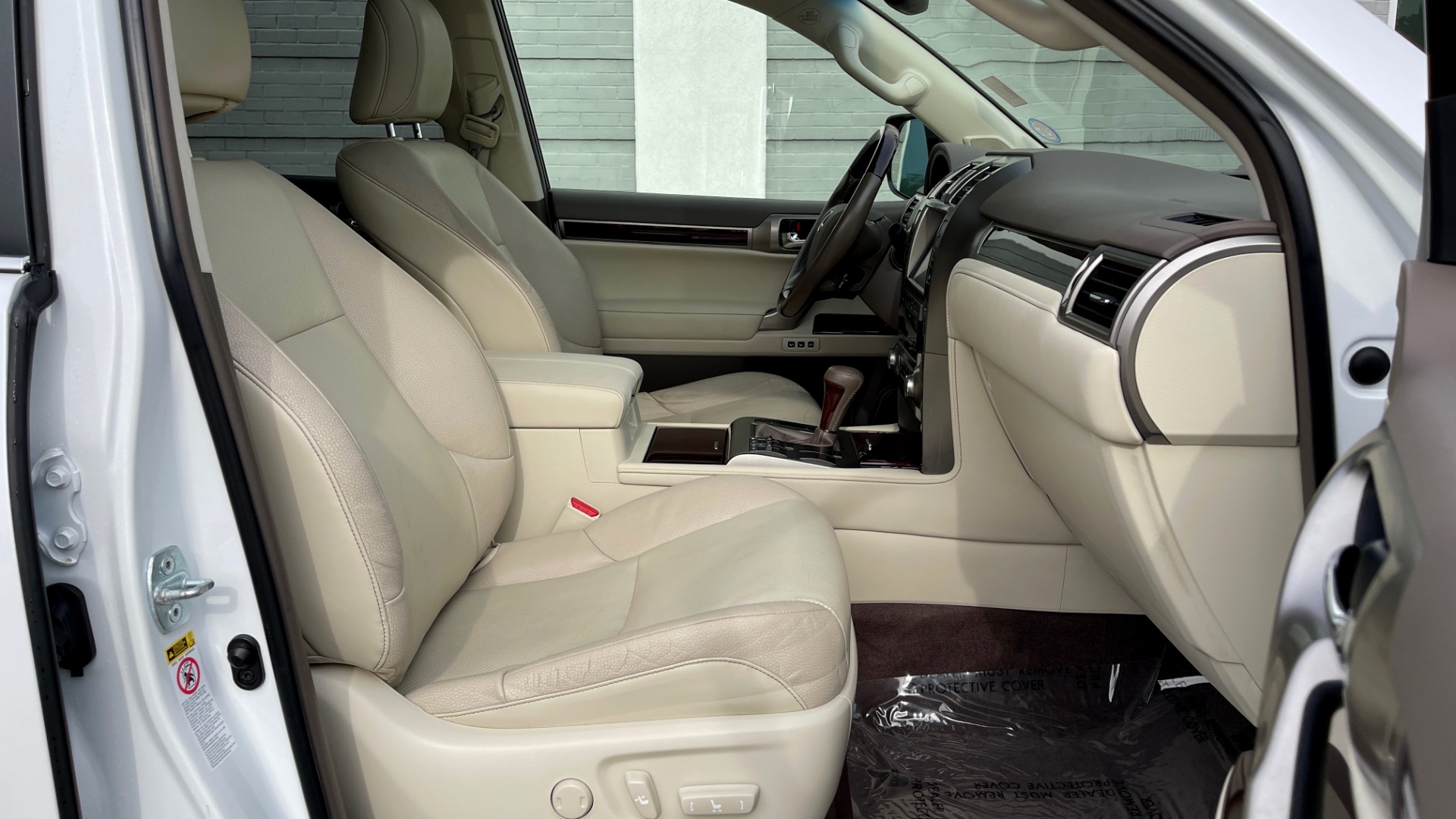 Used 2016 Lexus GX 460 PREMIUM / BLIND SPOT W/CROSS TRAFFIC ALERT / SUNROOF / REARVIEW for sale Sold at Formula Imports in Charlotte NC 28227 66