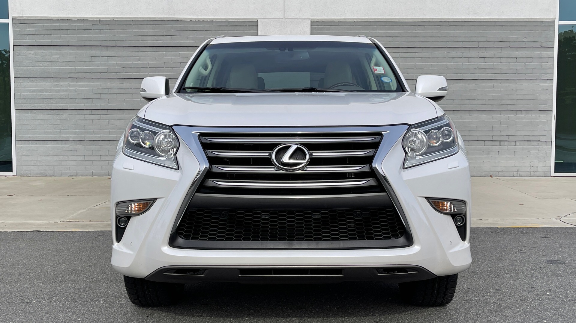 Used 2016 Lexus GX 460 PREMIUM / BLIND SPOT W/CROSS TRAFFIC ALERT / SUNROOF / REARVIEW for sale Sold at Formula Imports in Charlotte NC 28227 9