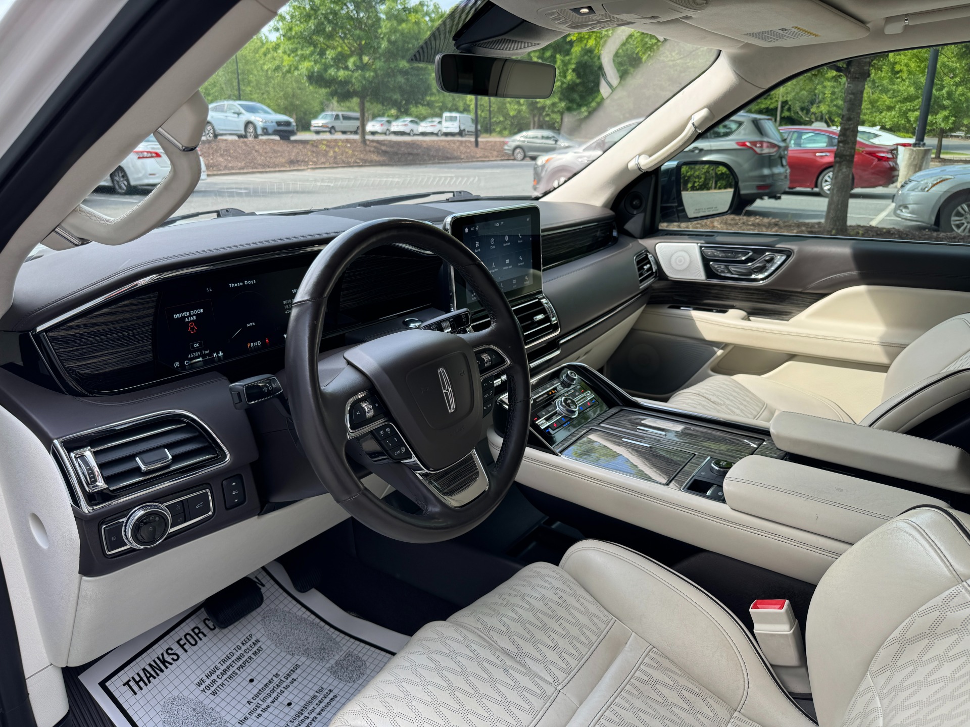 Used 2019 Lincoln Navigator L Black Label for sale Sold at Formula Imports in Charlotte NC 28227 26