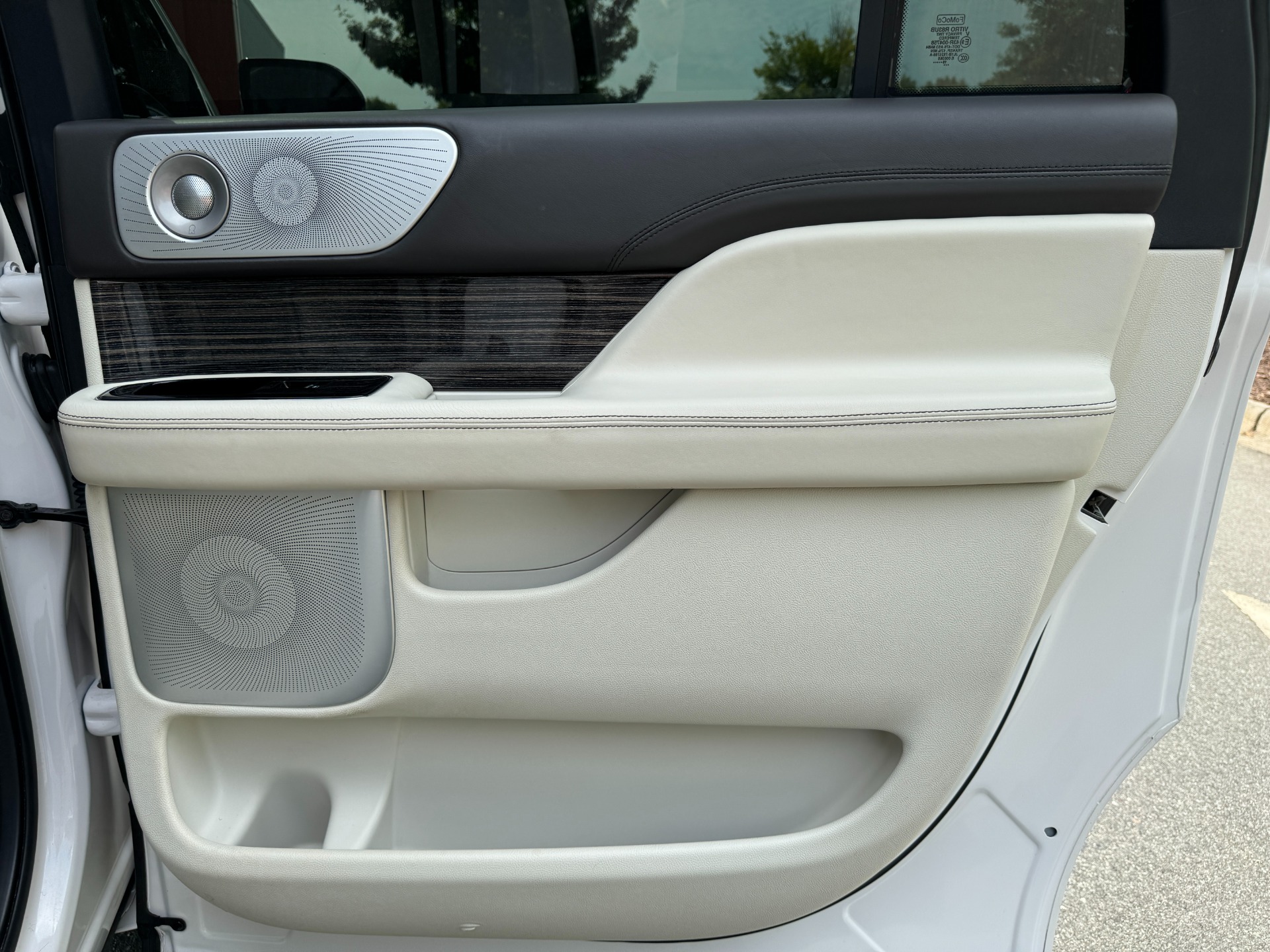 Used 2019 Lincoln Navigator L Black Label for sale Sold at Formula Imports in Charlotte NC 28227 49