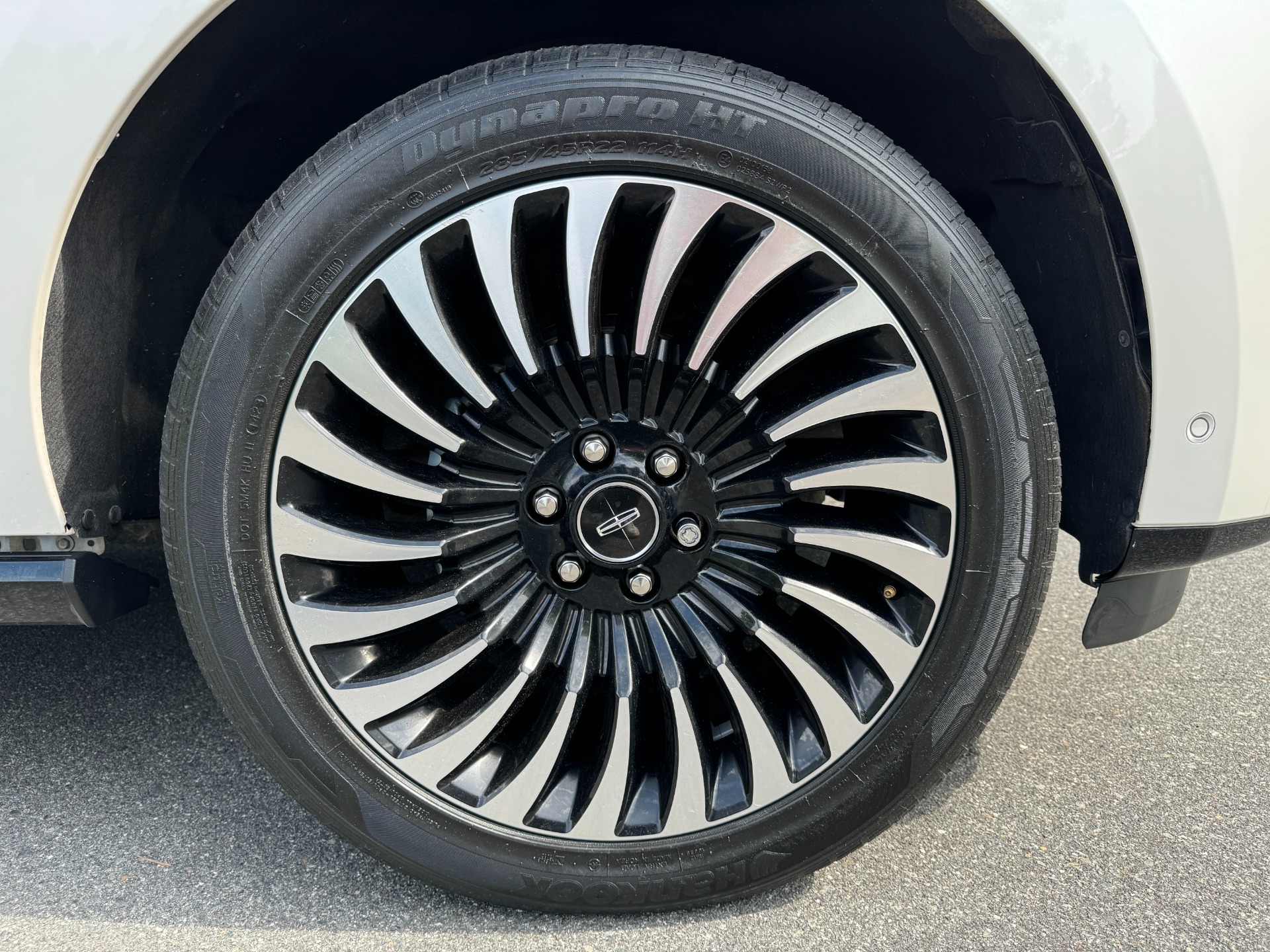 Used 2019 Lincoln Navigator L Black Label for sale Sold at Formula Imports in Charlotte NC 28227 61