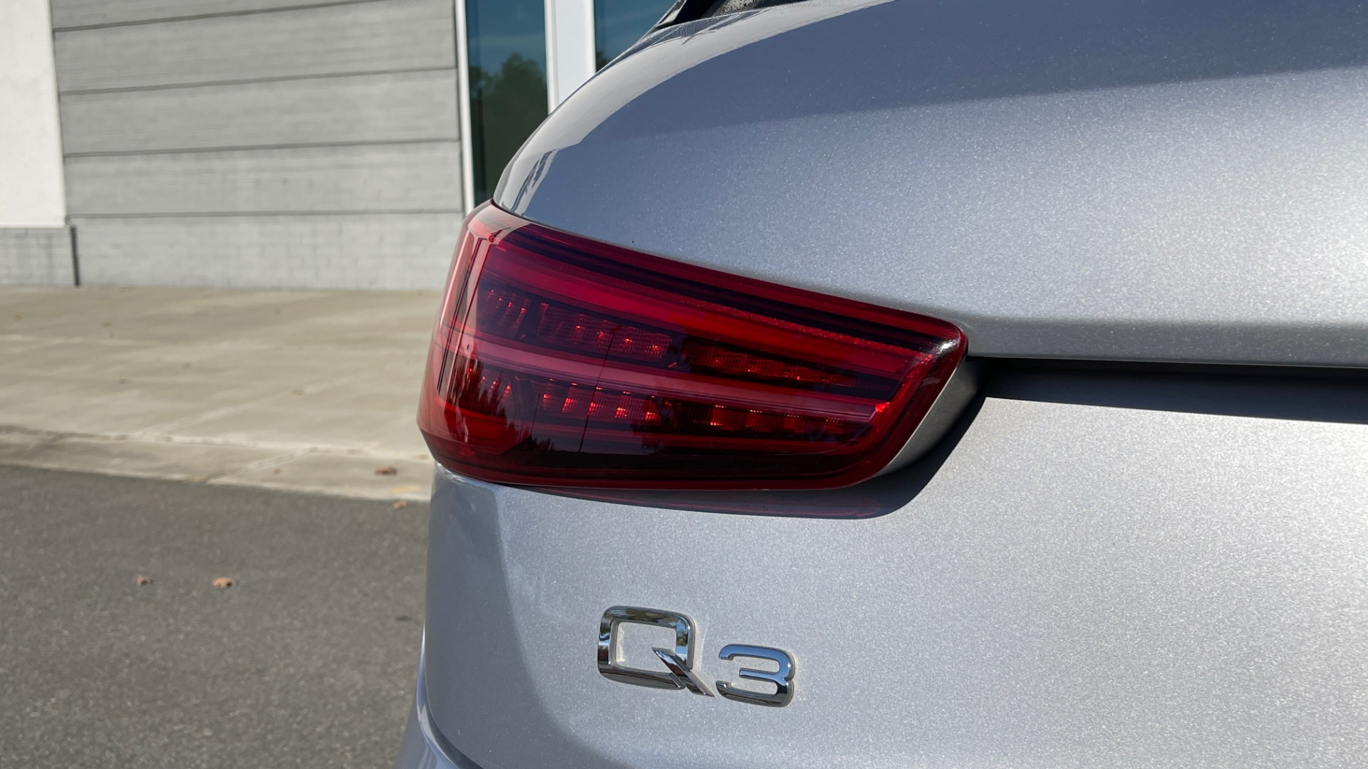 Used 2016 Audi Q3 PREMIUM PLUS 2.0L / PANO-ROOF / HTD STS / 19IN WHEELS / REARVIEW for sale Sold at Formula Imports in Charlotte NC 28227 19