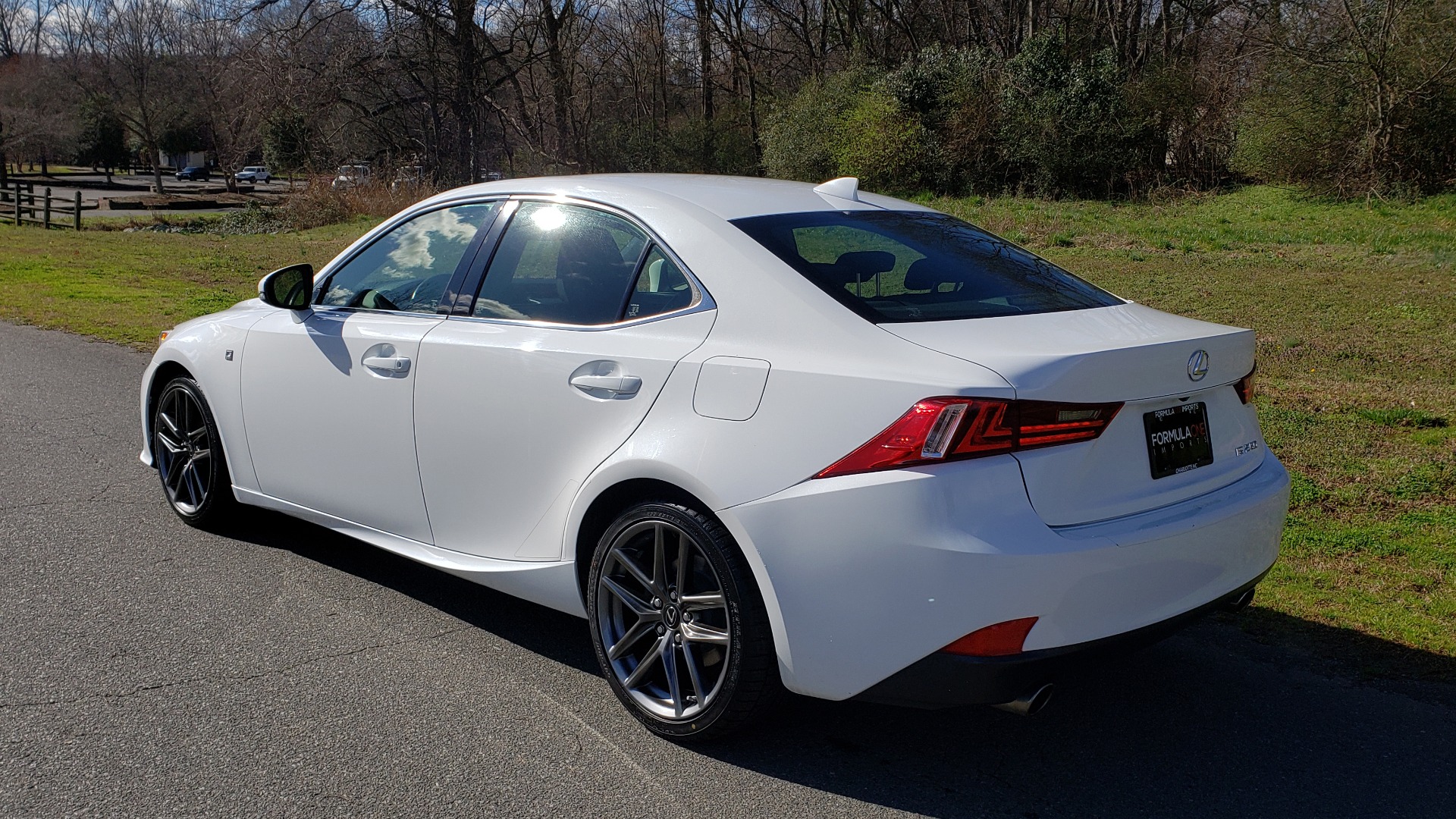 Used 2014 Lexus IS 250 F-SPORT / NAV / SUNROOF / REARVIEW / BSM for sale Sold at Formula Imports in Charlotte NC 28227 3