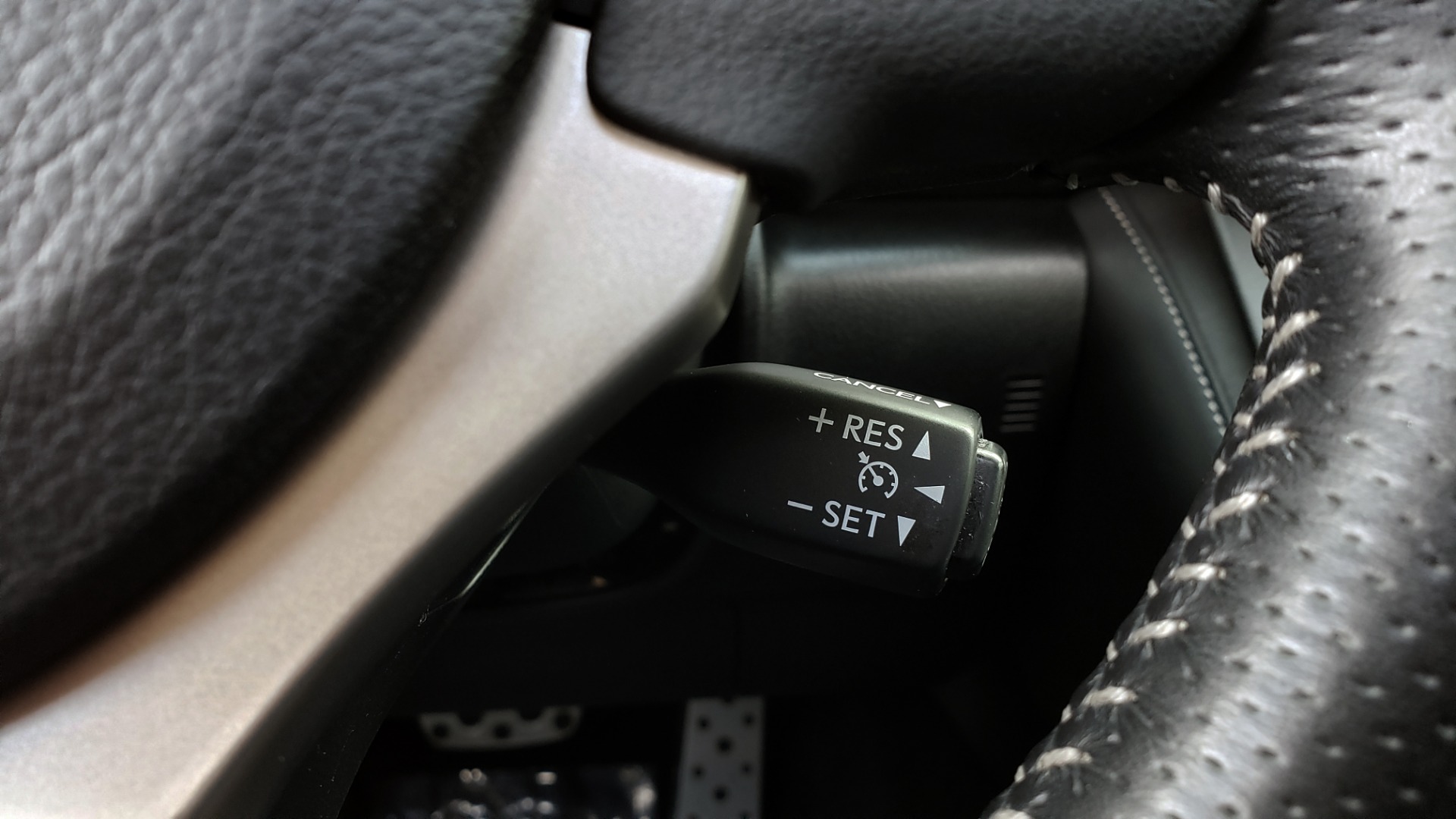 Used 2014 Lexus IS 250 F-SPORT / NAV / SUNROOF / REARVIEW / BSM for sale Sold at Formula Imports in Charlotte NC 28227 35