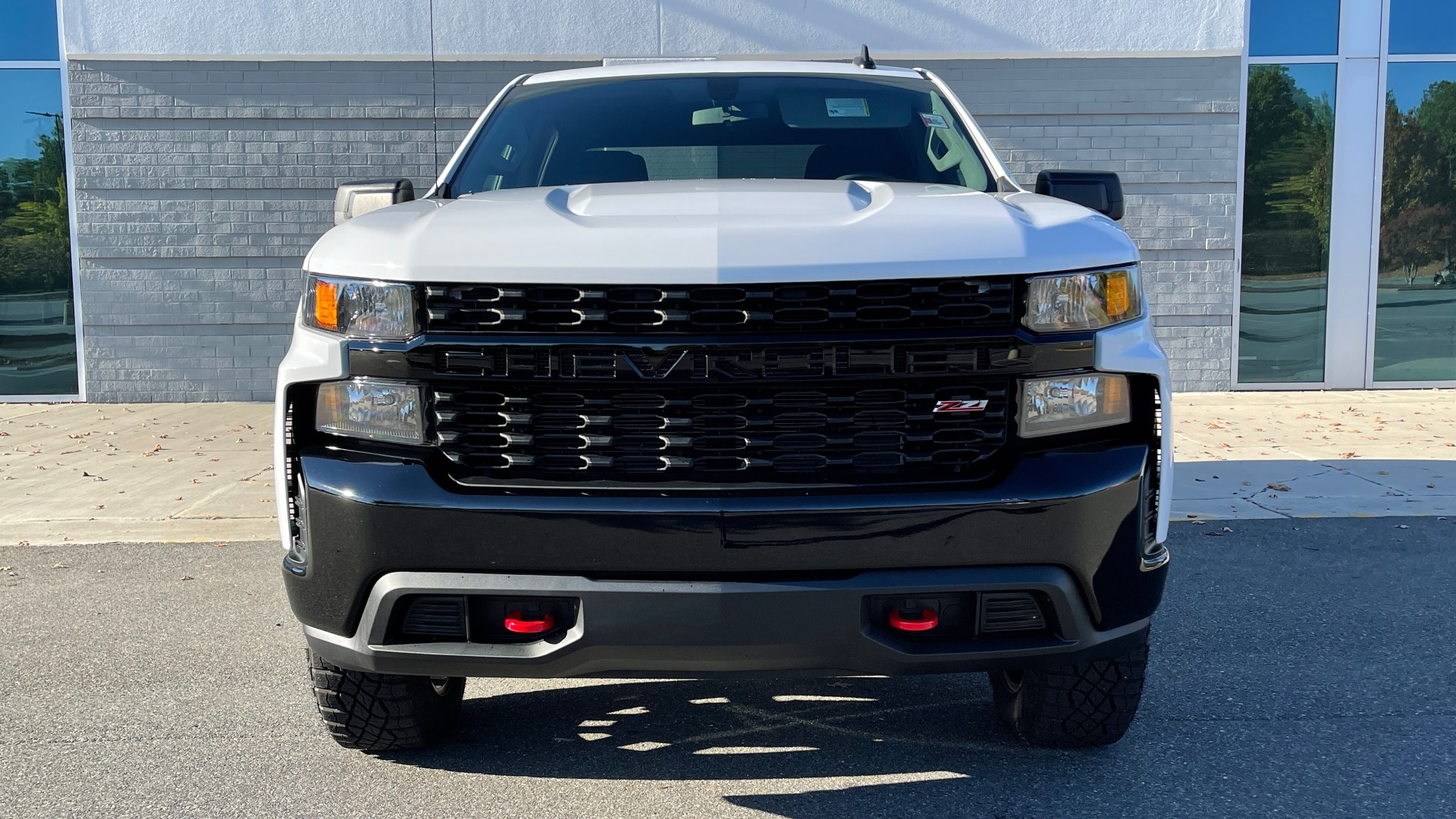 Used 2021 Chevrolet SILVERADO 1500 CUSTOM TRAIL BOSS 4X4 / 5.3L V8 / 6-SPD AUT0 / REARVIEW for sale Sold at Formula Imports in Charlotte NC 28227 11