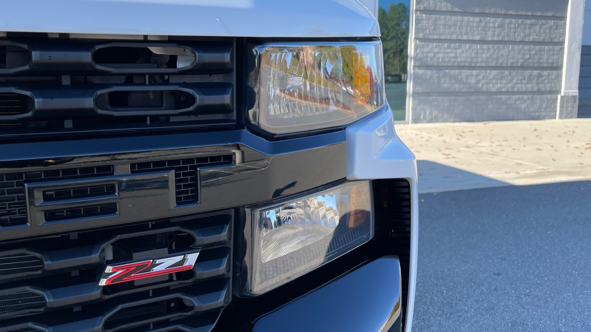 Used 2021 Chevrolet SILVERADO 1500 CUSTOM TRAIL BOSS 4X4 / 5.3L V8 / 6-SPD AUT0 / REARVIEW for sale Sold at Formula Imports in Charlotte NC 28227 13