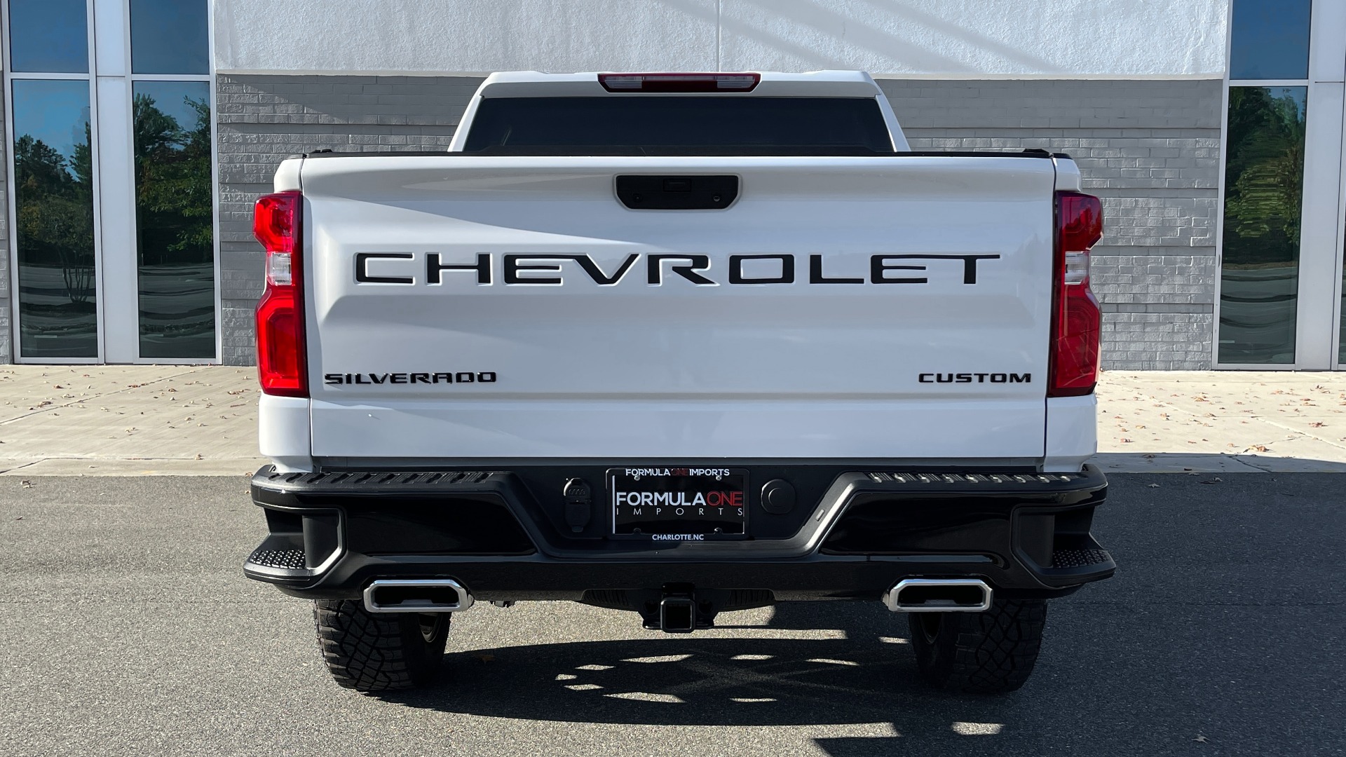 Used 2021 Chevrolet SILVERADO 1500 CUSTOM TRAIL BOSS 4X4 / 5.3L V8 / 6-SPD AUT0 / REARVIEW for sale Sold at Formula Imports in Charlotte NC 28227 22