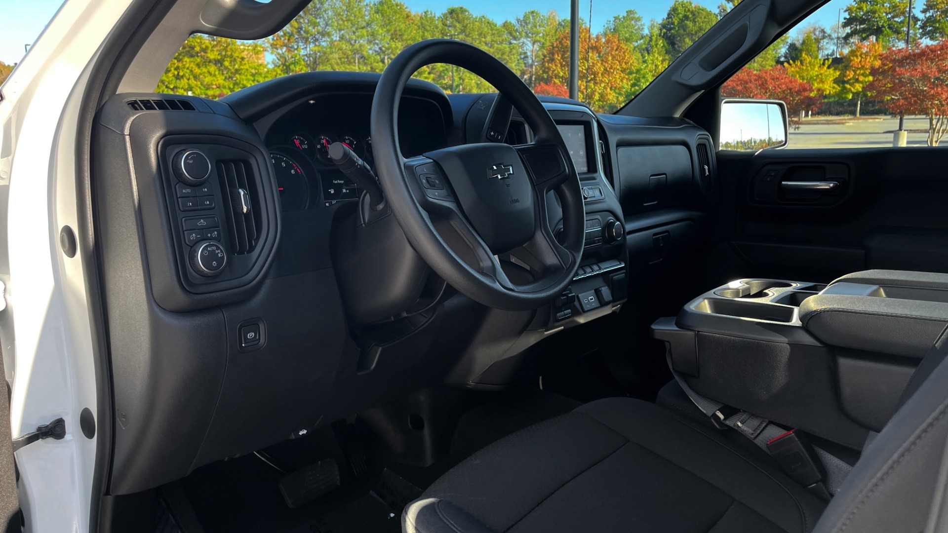 Used 2021 Chevrolet SILVERADO 1500 CUSTOM TRAIL BOSS 4X4 / 5.3L V8 / 6-SPD AUT0 / REARVIEW for sale Sold at Formula Imports in Charlotte NC 28227 28