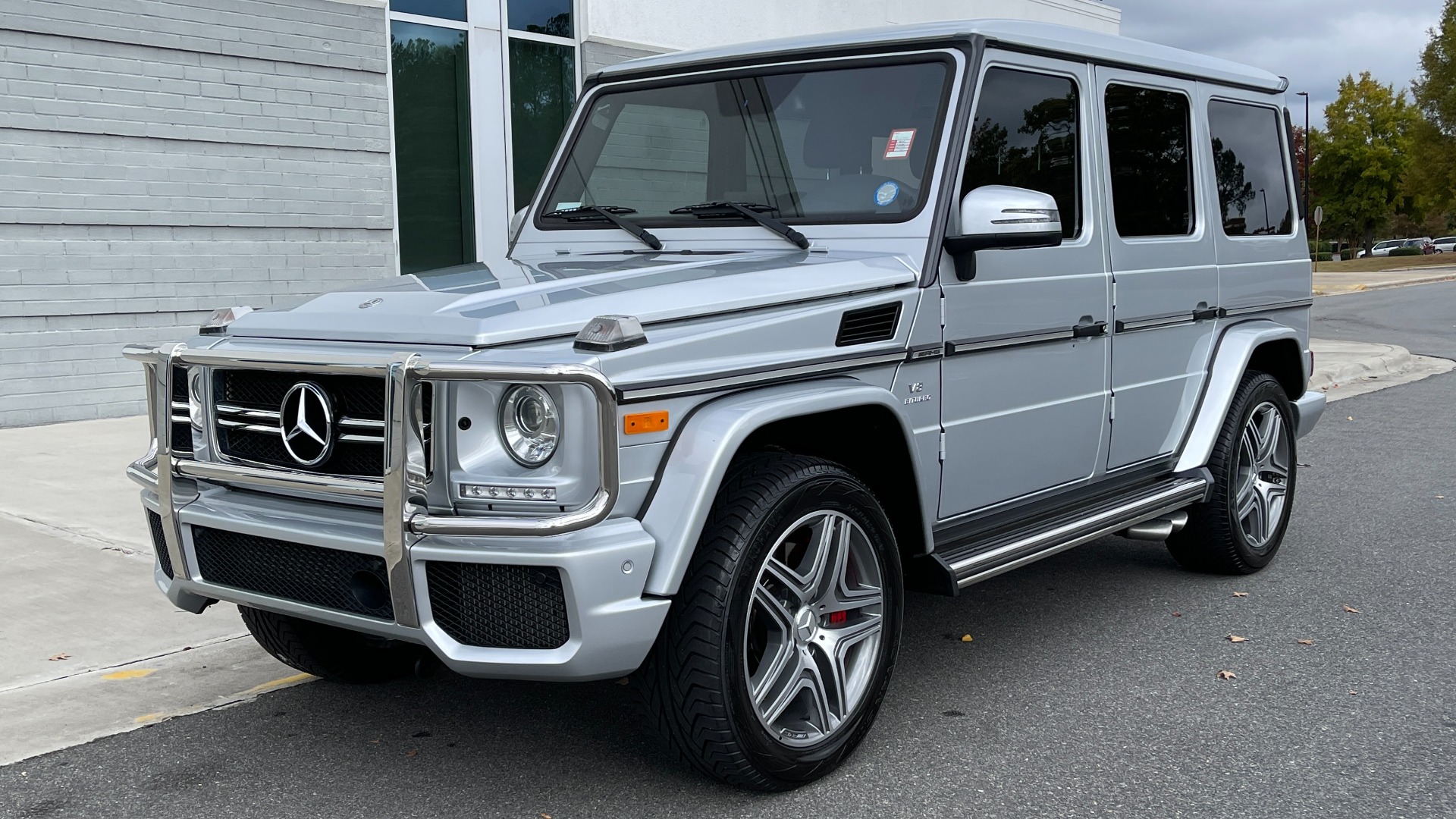 Used 2018 Mercedes-Benz G-CLASS AMG G 63 4MATIC / AMG CF TRIM / DESIGNO / NAV / SUNROOF / REARVIEW for sale Sold at Formula Imports in Charlotte NC 28227 2