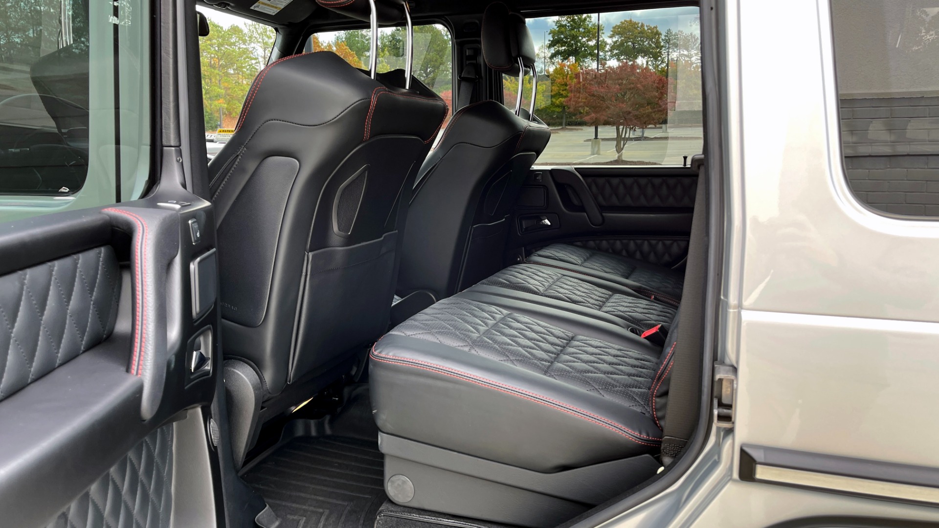 Used 2018 Mercedes-Benz G-CLASS AMG G 63 4MATIC / AMG CF TRIM / DESIGNO / NAV / SUNROOF / REARVIEW for sale Sold at Formula Imports in Charlotte NC 28227 51