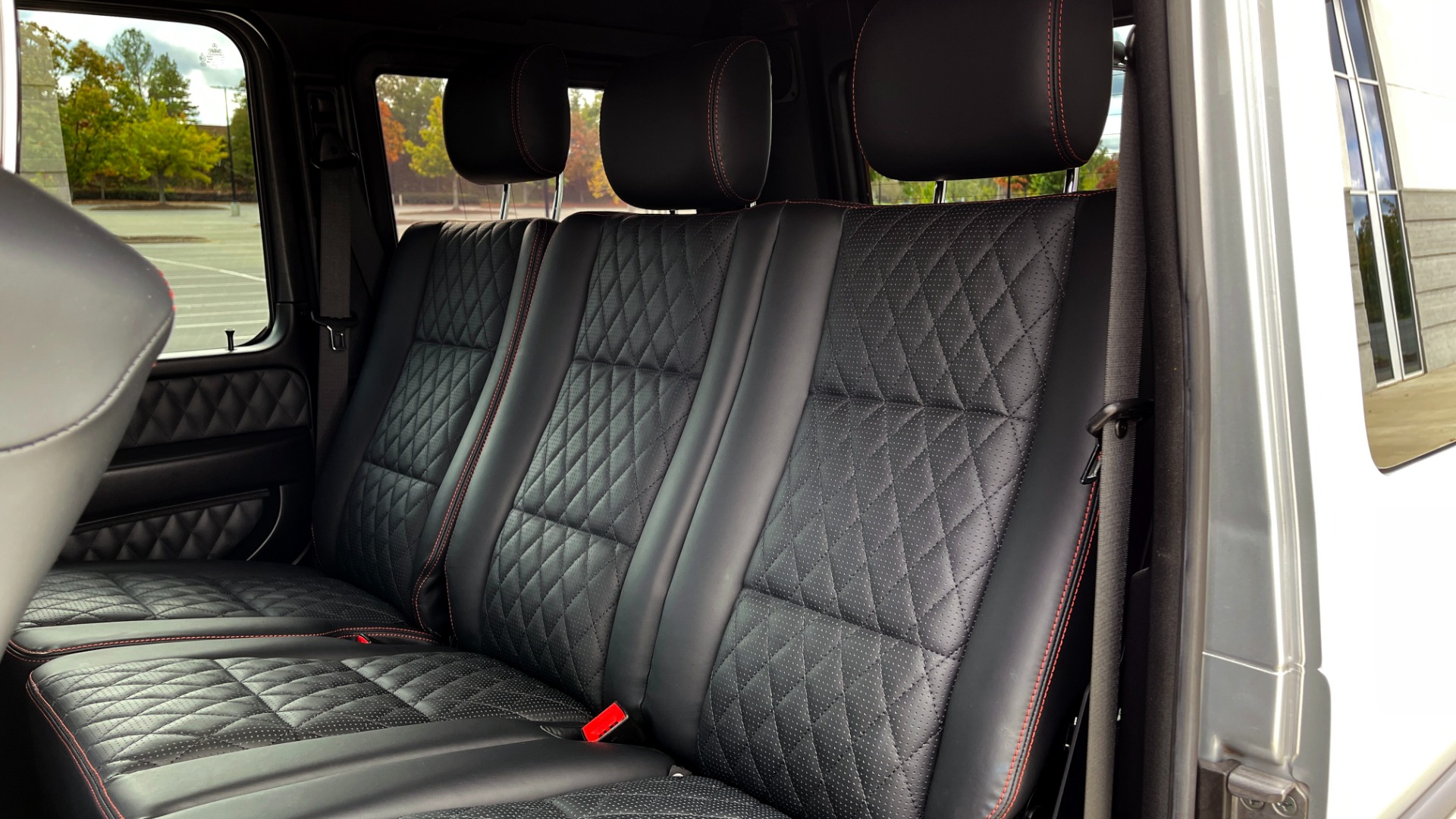 Used 2018 Mercedes-Benz G-CLASS AMG G 63 4MATIC / AMG CF TRIM / DESIGNO / NAV / SUNROOF / REARVIEW for sale Sold at Formula Imports in Charlotte NC 28227 52