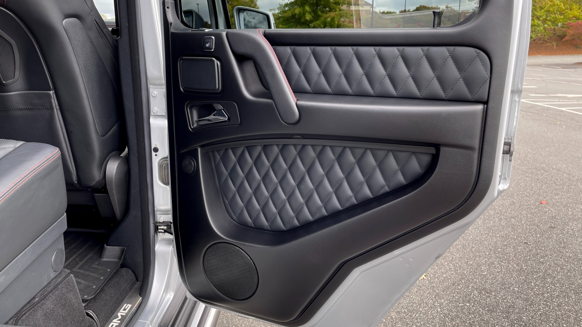 Used 2018 Mercedes-Benz G-CLASS AMG G 63 4MATIC / AMG CF TRIM / DESIGNO / NAV / SUNROOF / REARVIEW for sale Sold at Formula Imports in Charlotte NC 28227 55