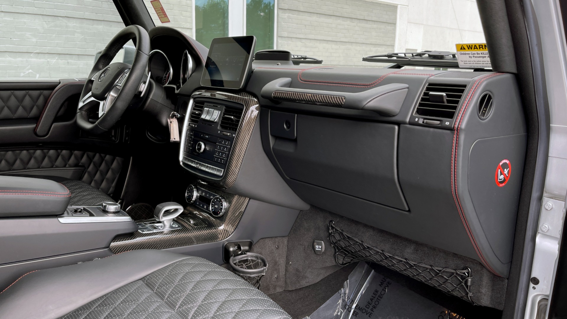 Used 2018 Mercedes-Benz G-CLASS AMG G 63 4MATIC / AMG CF TRIM / DESIGNO / NAV / SUNROOF / REARVIEW for sale Sold at Formula Imports in Charlotte NC 28227 61