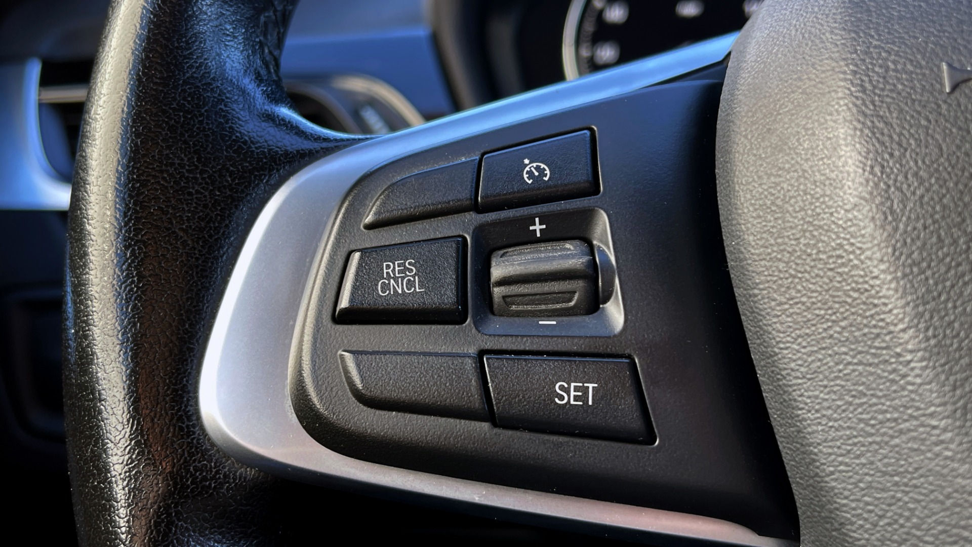 Used 2020 BMW X1 SDRIVE28I / 2.0L / 8-SPD STEPTRONIC AUTO / LEATHER / REARVIEW for sale Sold at Formula Imports in Charlotte NC 28227 32