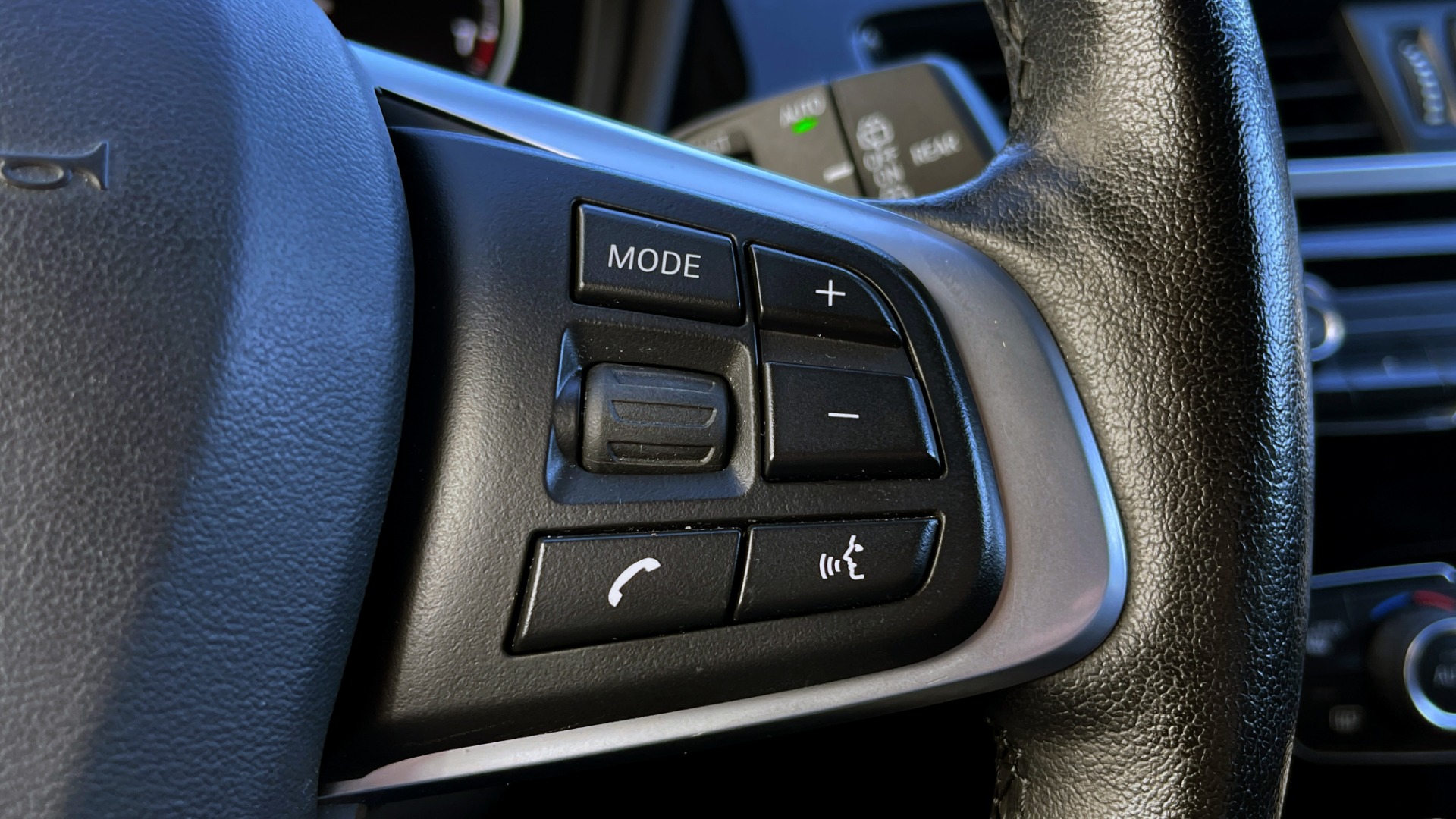 Used 2020 BMW X1 SDRIVE28I / 2.0L / 8-SPD STEPTRONIC AUTO / LEATHER / REARVIEW for sale Sold at Formula Imports in Charlotte NC 28227 33