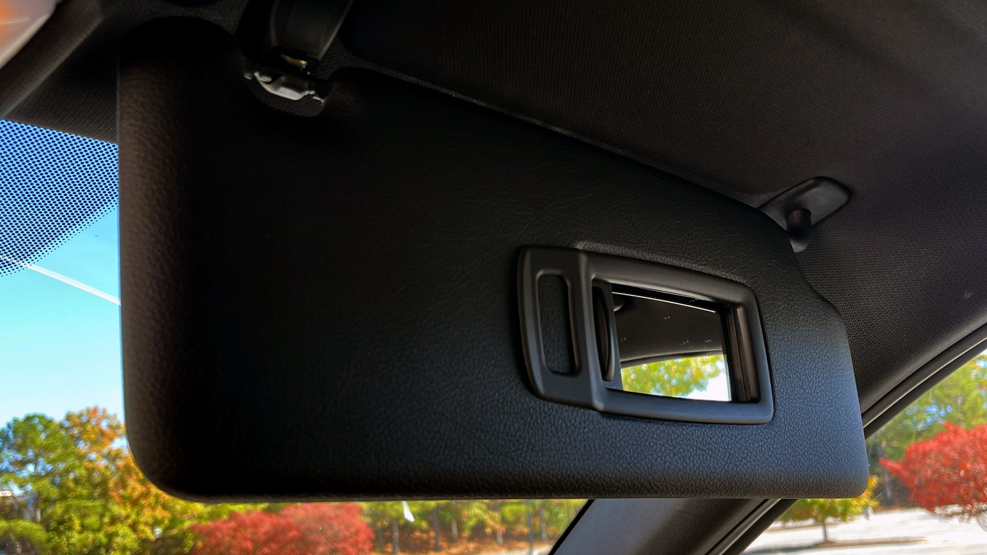 Used 2020 BMW X1 SDRIVE28I / 2.0L / 8-SPD STEPTRONIC AUTO / LEATHER / REARVIEW for sale Sold at Formula Imports in Charlotte NC 28227 41