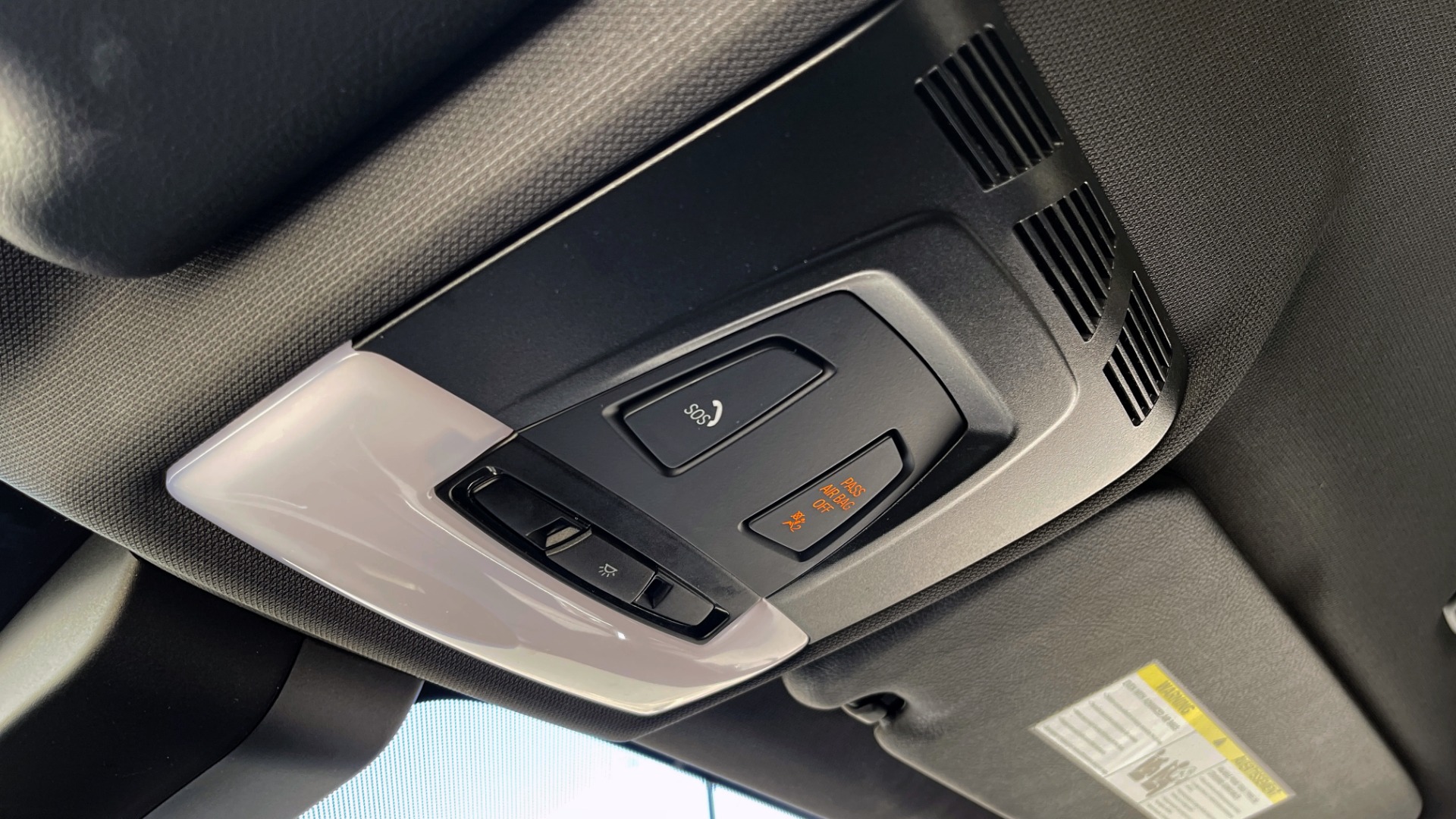 Used 2020 BMW X1 SDRIVE28I / 2.0L / 8-SPD STEPTRONIC AUTO / LEATHER / REARVIEW for sale Sold at Formula Imports in Charlotte NC 28227 43