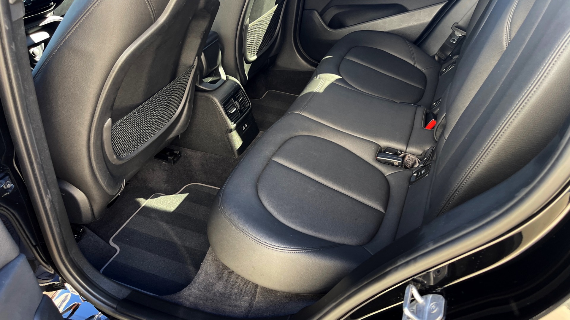 Used 2020 BMW X1 SDRIVE28I / 2.0L / 8-SPD STEPTRONIC AUTO / LEATHER / REARVIEW for sale Sold at Formula Imports in Charlotte NC 28227 47