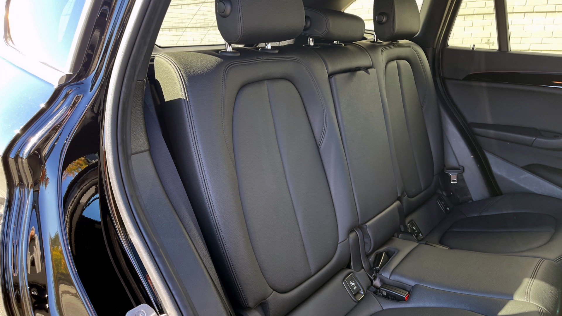 Used 2020 BMW X1 SDRIVE28I / 2.0L / 8-SPD STEPTRONIC AUTO / LEATHER / REARVIEW for sale Sold at Formula Imports in Charlotte NC 28227 54