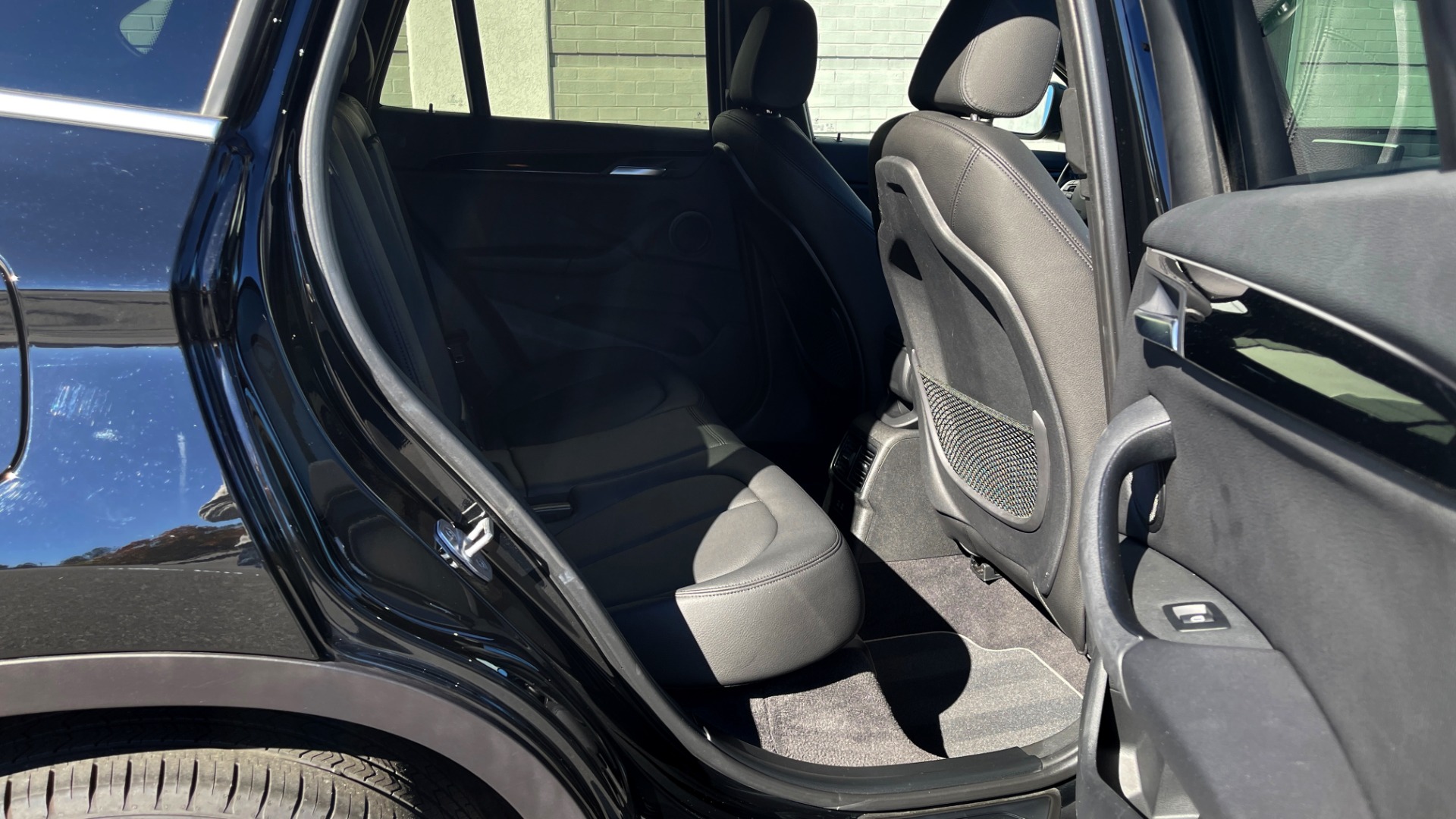 Used 2020 BMW X1 SDRIVE28I / 2.0L / 8-SPD STEPTRONIC AUTO / LEATHER / REARVIEW for sale Sold at Formula Imports in Charlotte NC 28227 55