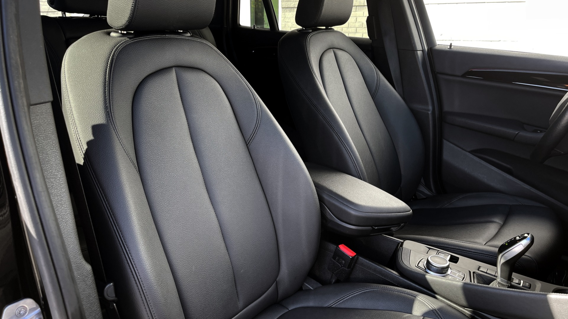 Used 2020 BMW X1 SDRIVE28I / 2.0L / 8-SPD STEPTRONIC AUTO / LEATHER / REARVIEW for sale Sold at Formula Imports in Charlotte NC 28227 60