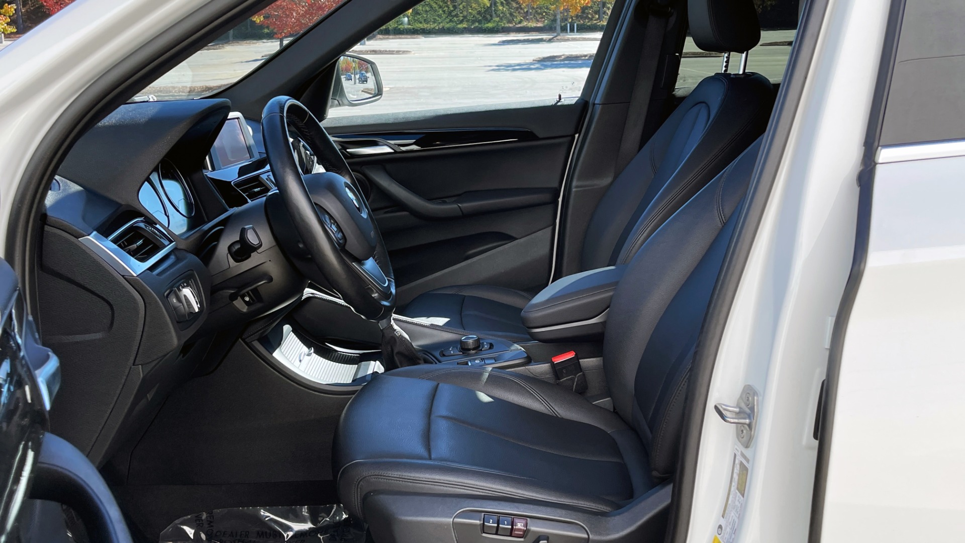 Used 2018 BMW X1 XDRIVE28I 2.0L / CONVENIENCE PKG / PANO-ROOF / REARVIEW for sale Sold at Formula Imports in Charlotte NC 28227 28