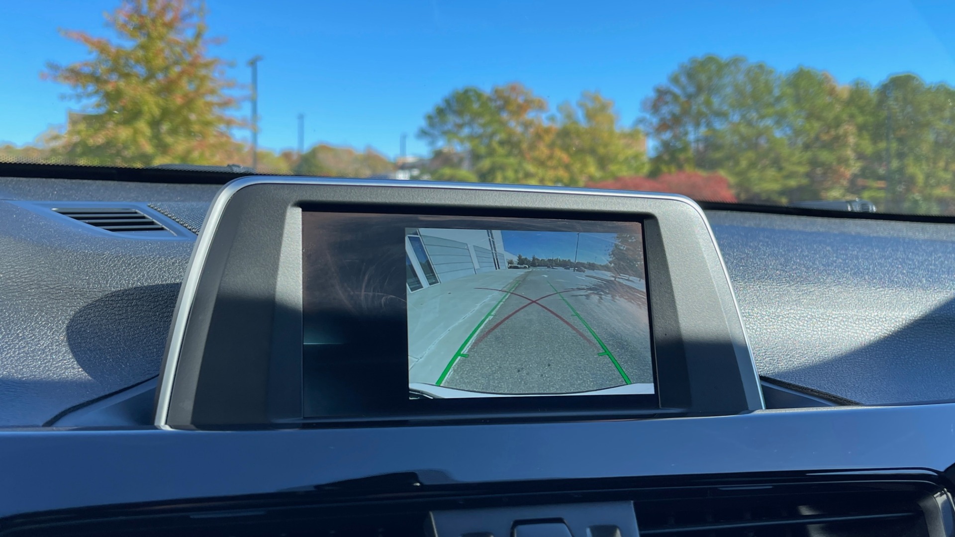 Used 2018 BMW X1 XDRIVE28I 2.0L / CONVENIENCE PKG / PANO-ROOF / REARVIEW for sale Sold at Formula Imports in Charlotte NC 28227 38