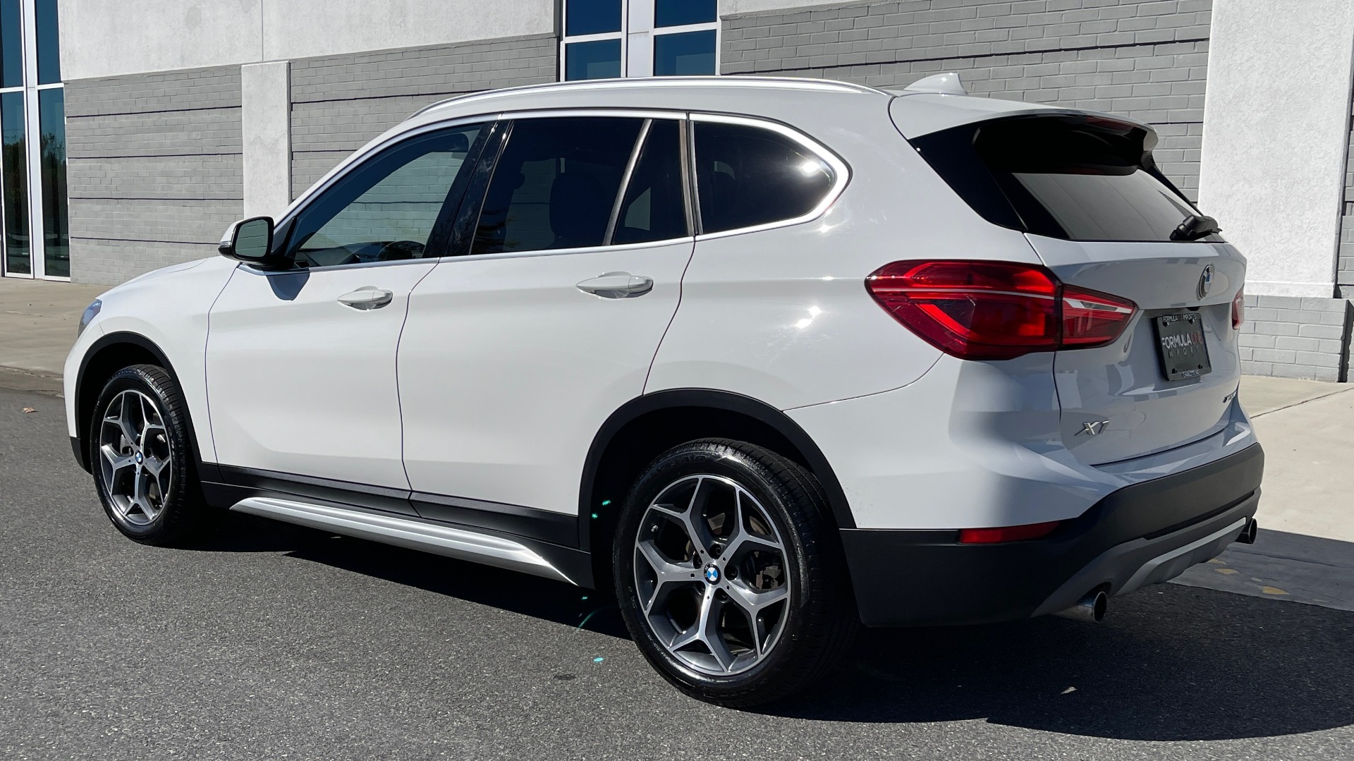 Used 2018 BMW X1 XDRIVE28I 2.0L / CONVENIENCE PKG / PANO-ROOF / REARVIEW for sale Sold at Formula Imports in Charlotte NC 28227 4